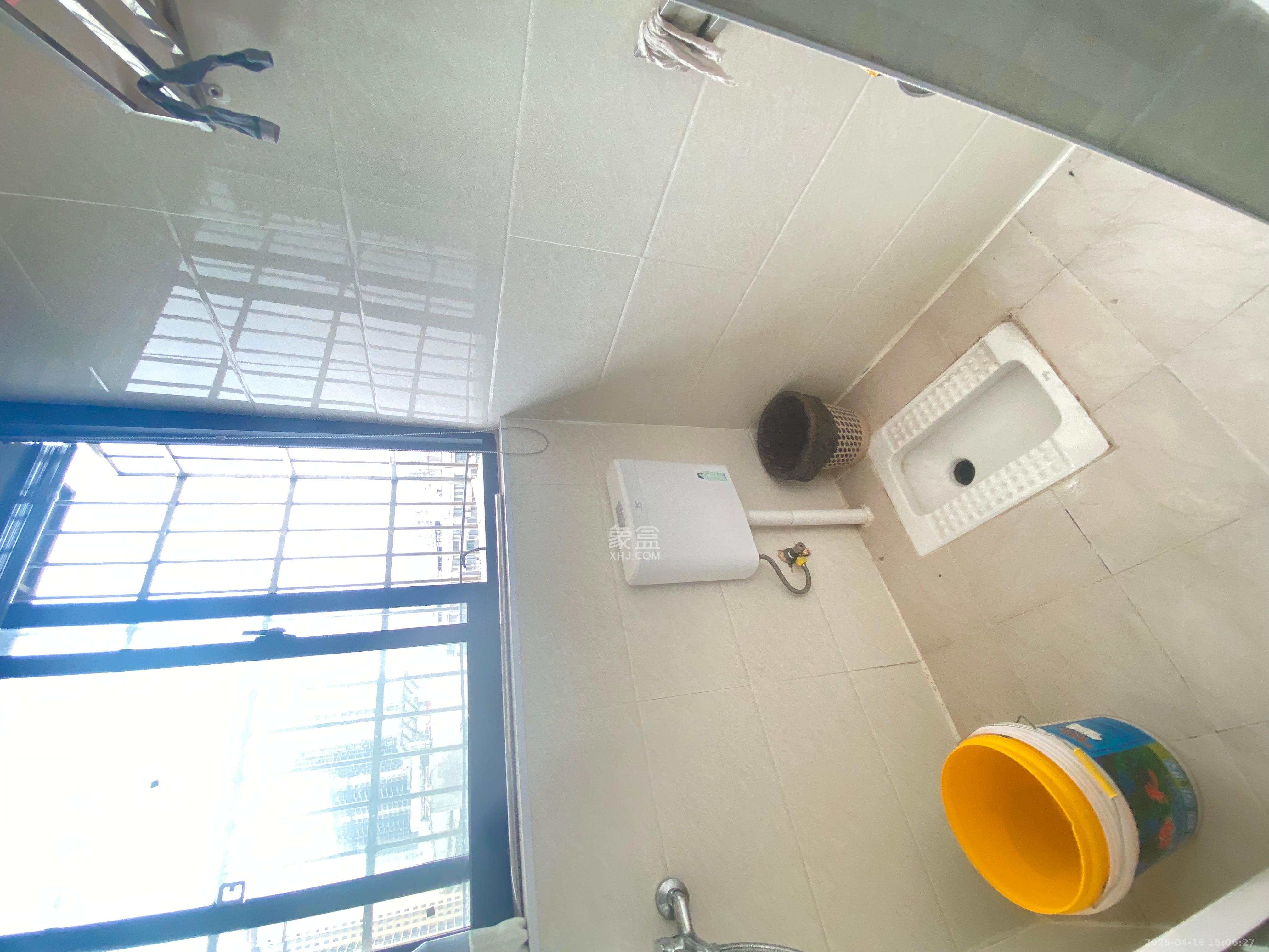 海棠北路散盘  1室1厅1卫    600.0元/月 海棠北路散盘  1室1厅1卫    600.0元/月室内图