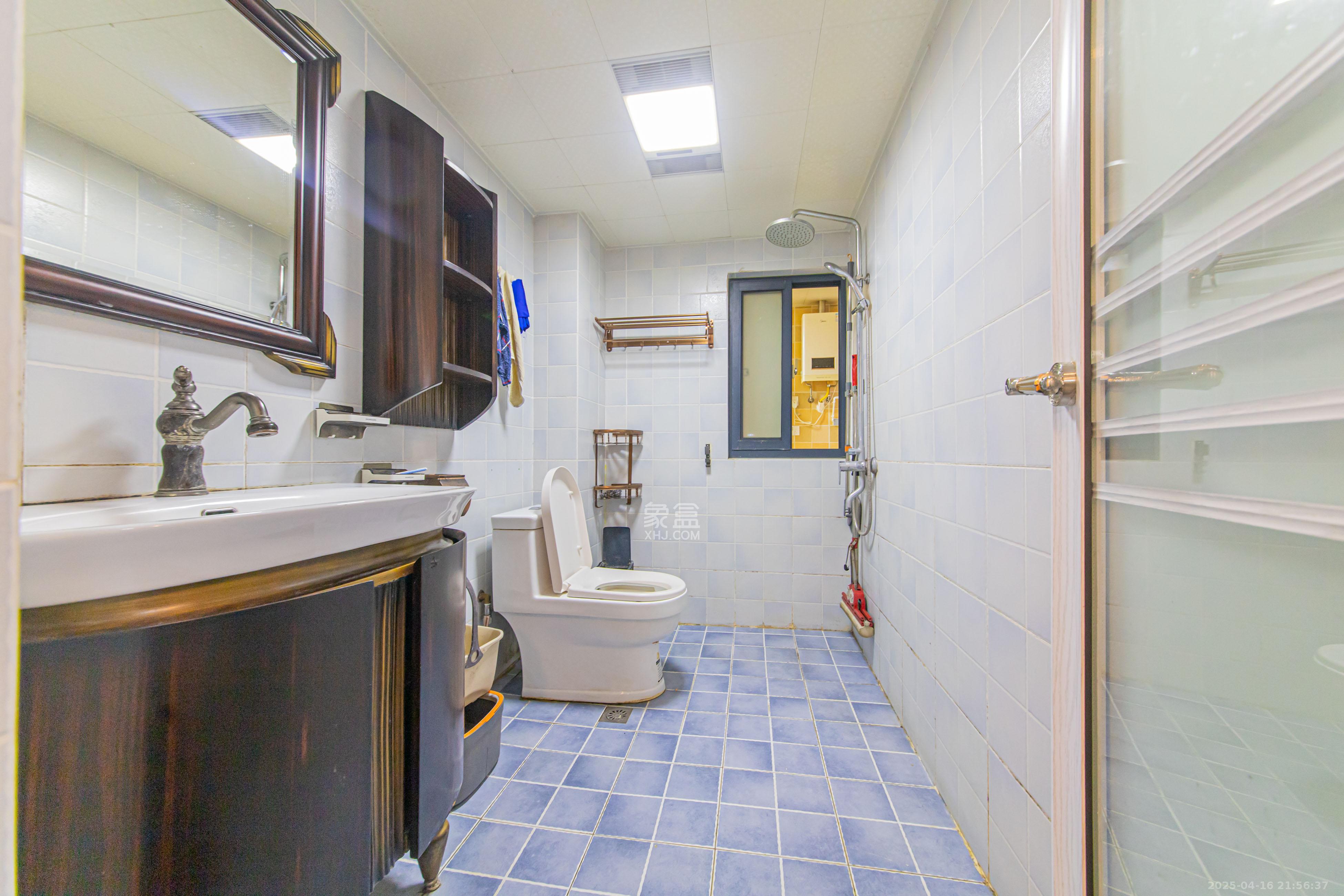 中建芙蓉嘉苑  2室2厅1卫    86.0万 中建芙蓉嘉苑  2室2厅1卫    86.0万卫生间