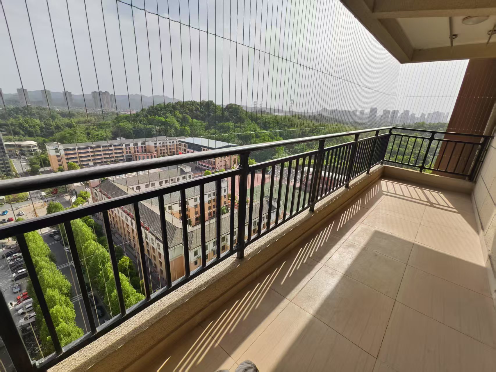 碧桂园梓山府 4室2厅2卫 2500.0元/月 碧桂园梓山府 4室2厅2卫 2500.0元/月室内图