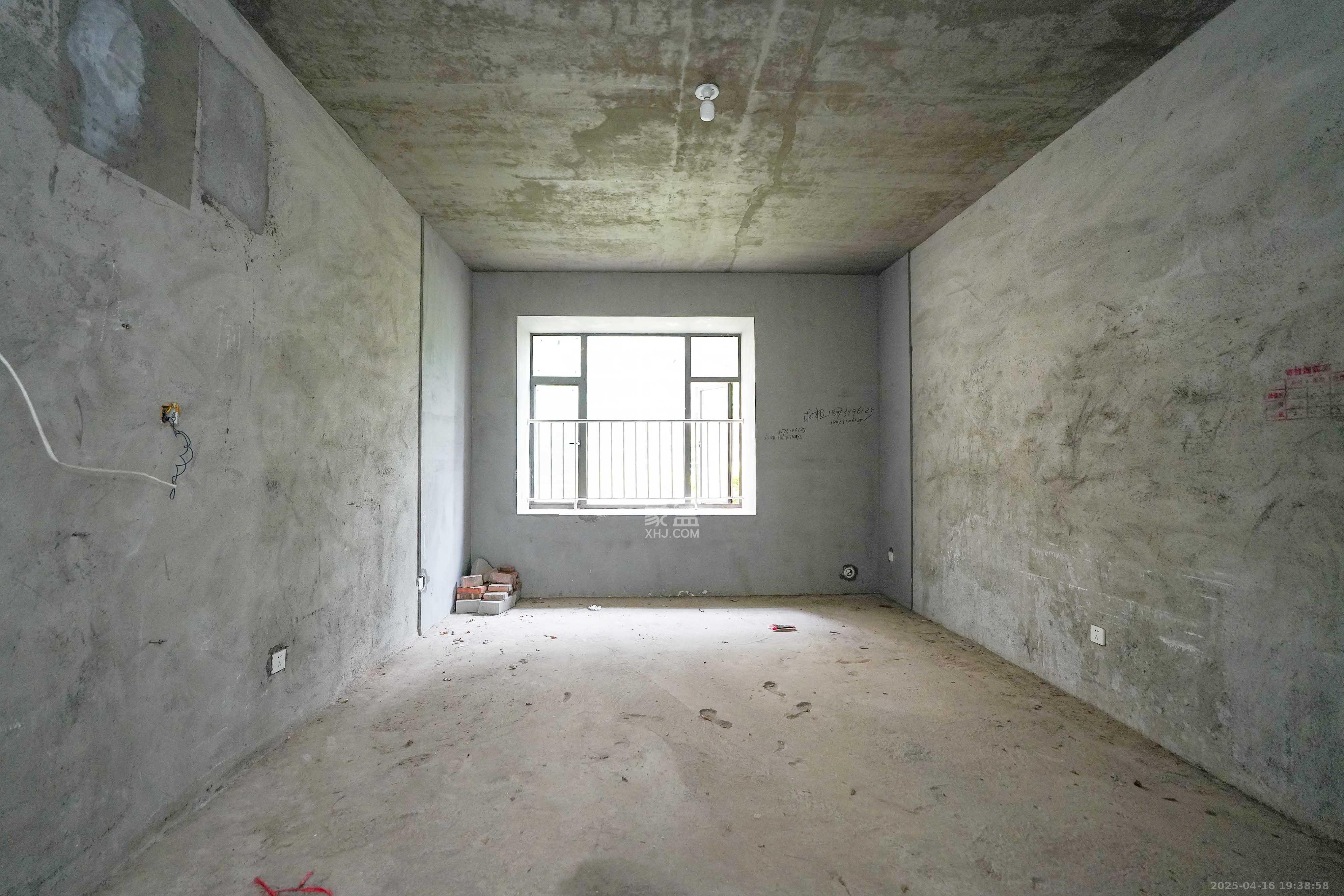 福天藏郡院子 4室2厅2卫 88.0万 福天藏郡院子 4室2厅2卫 88.0万客厅