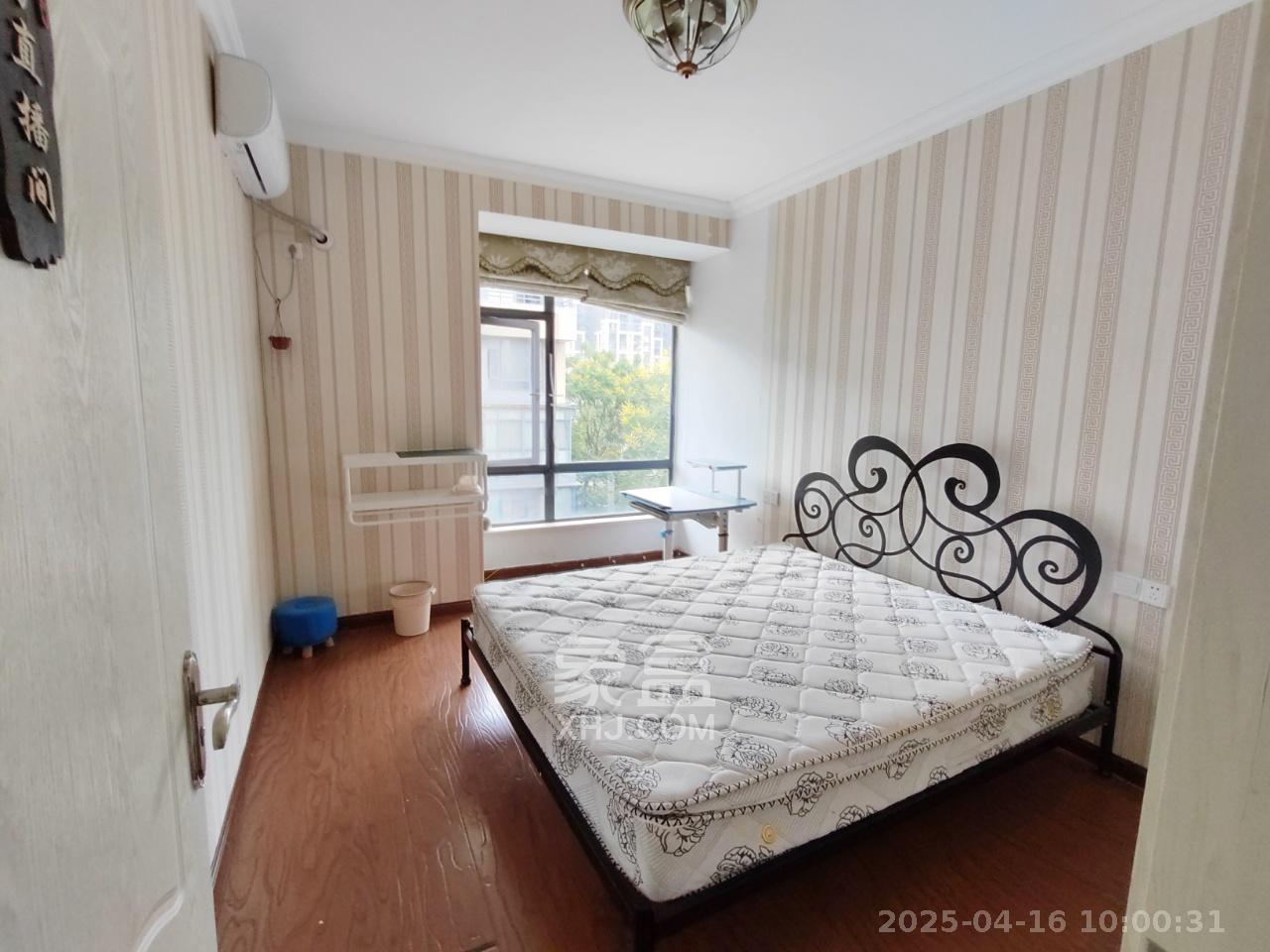 龙湾国际洋房 6室2厅2卫 4500.0元/月 龙湾国际洋房 6室2厅2卫 4500.0元/月室内图