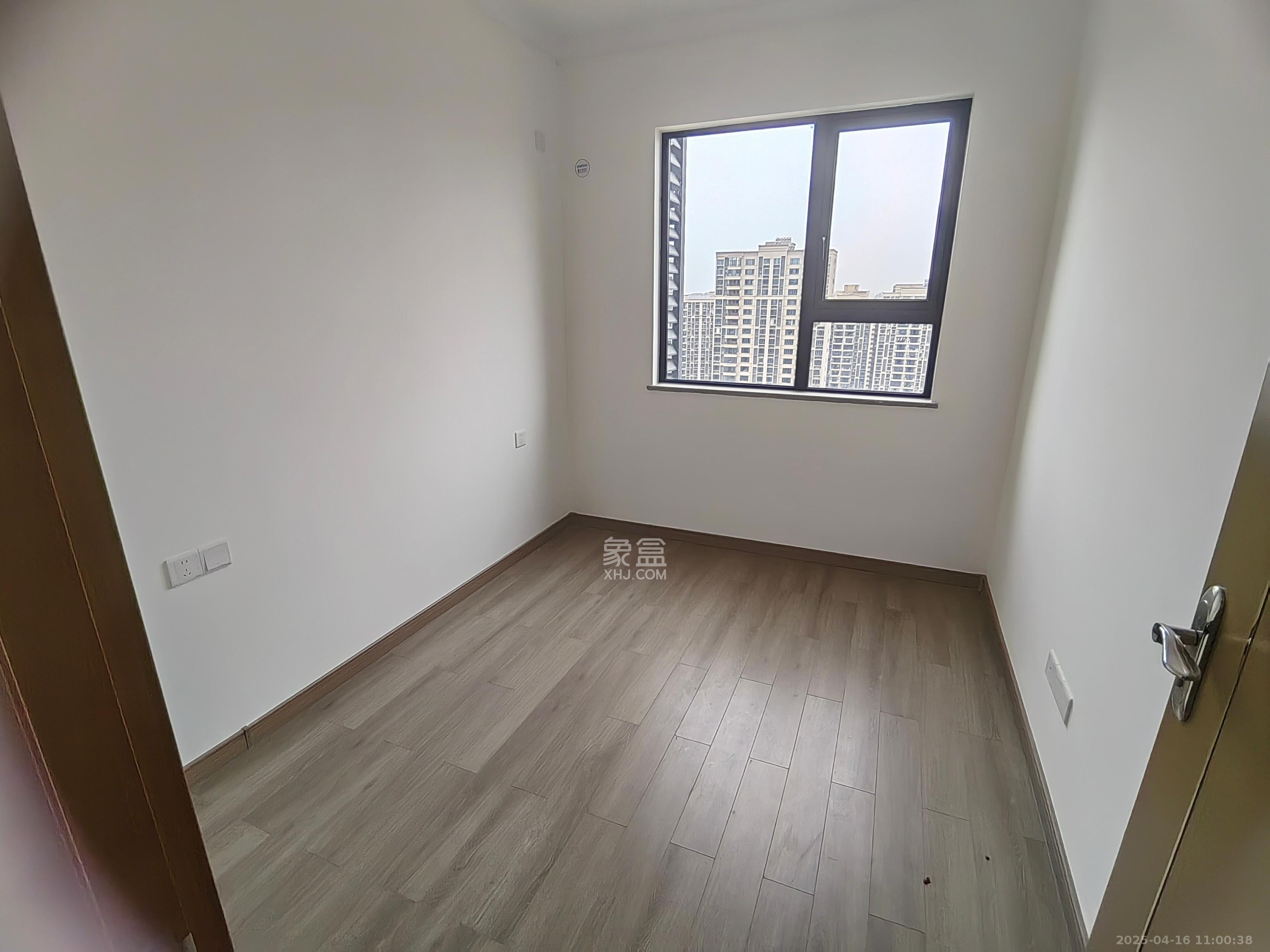 中建嘉和城凤凰台(中建瑞兴家园) 4室2厅2卫 2200.0元/月 中建嘉和城凤凰台(中建瑞兴家园) 4室2厅2卫 2200.0元/月室内图