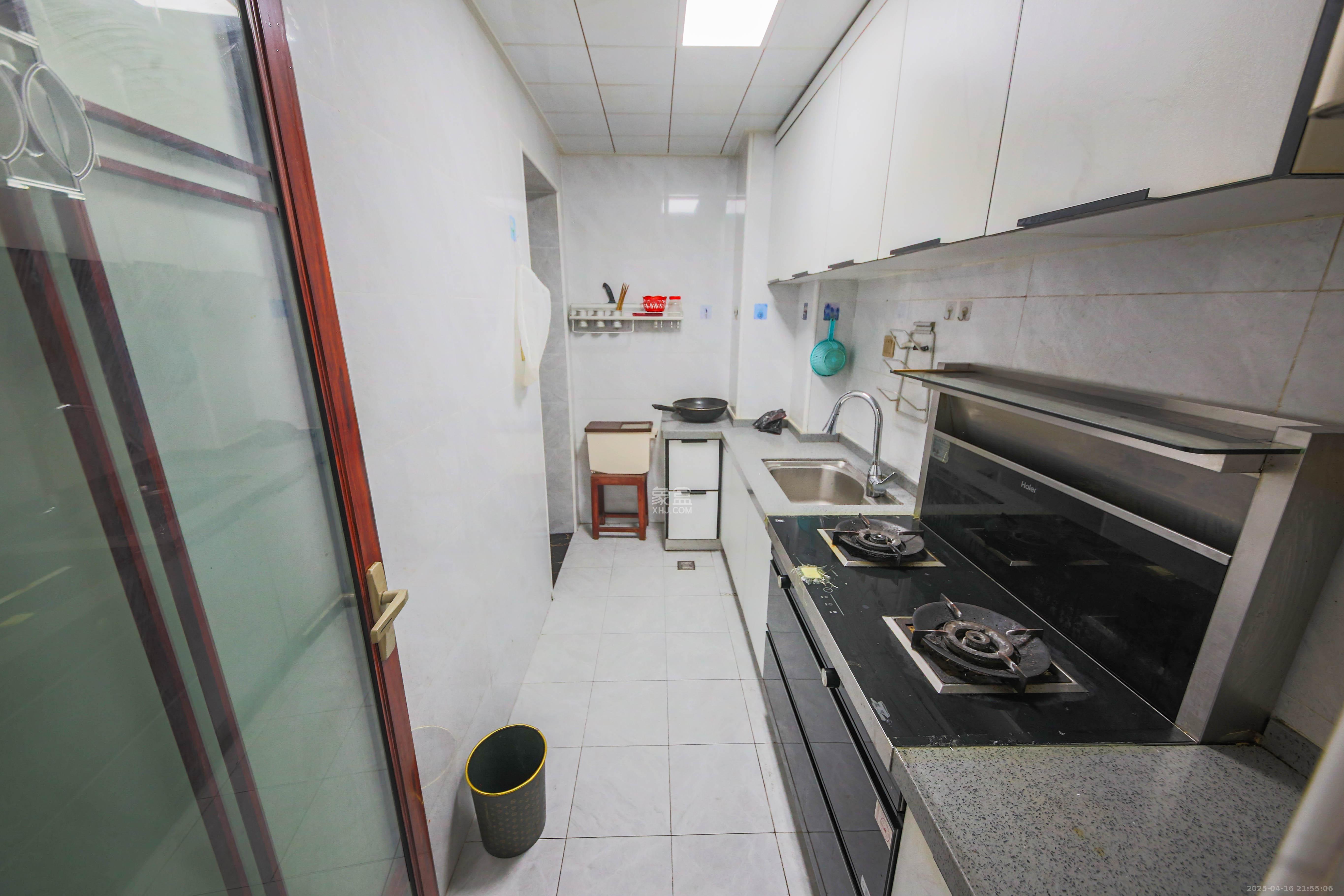 新新花园  2室2厅1卫    85.0万厨房