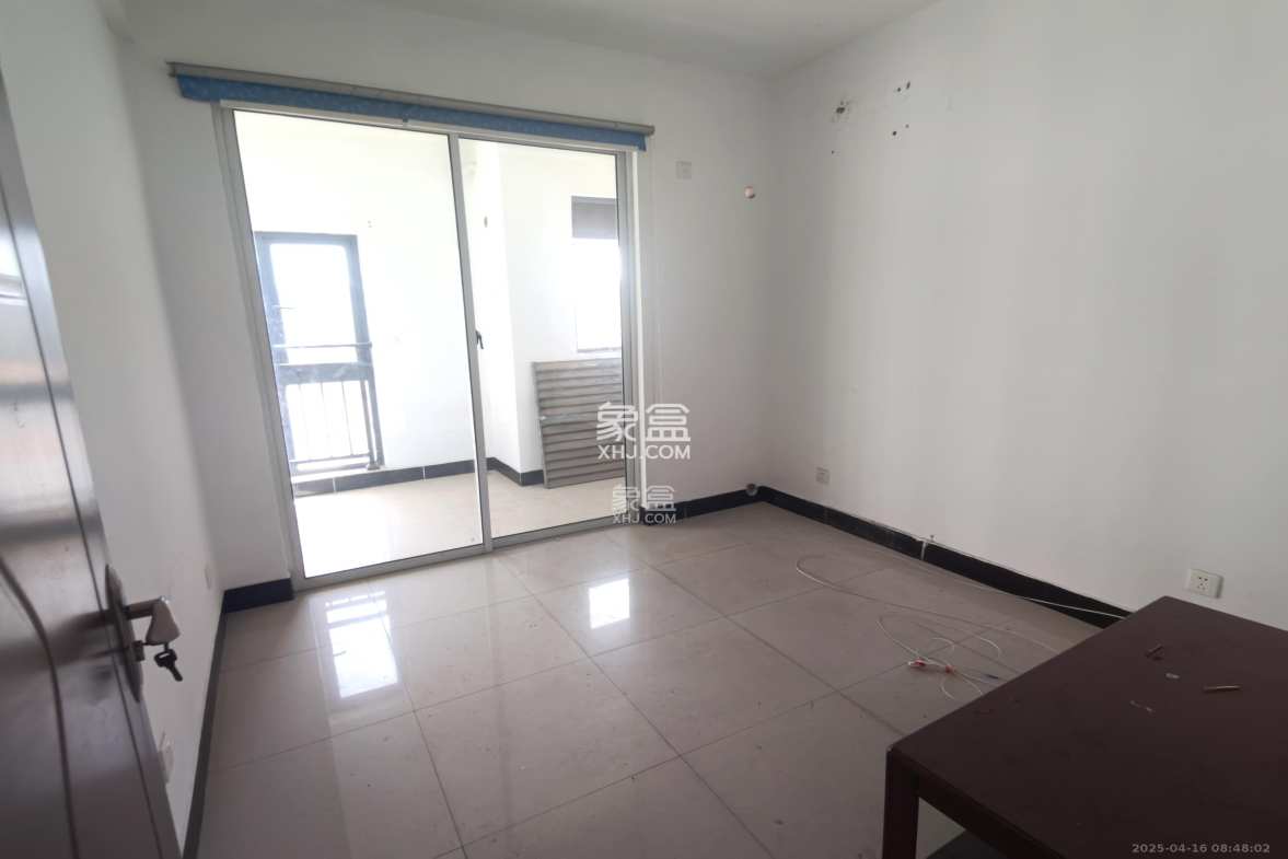 星大峰汇商务楼 2室1厅1卫 2500.0元/月 星大峰汇商务楼 2室1厅1卫 2500.0元/月室内图