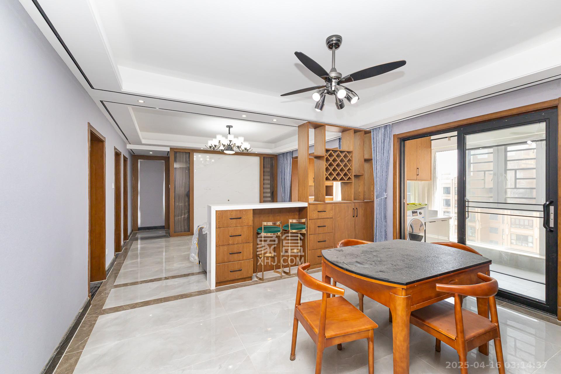 润和又一城 4室2厅2卫 92.0万 润和又一城 4室2厅2卫 92.0万客厅