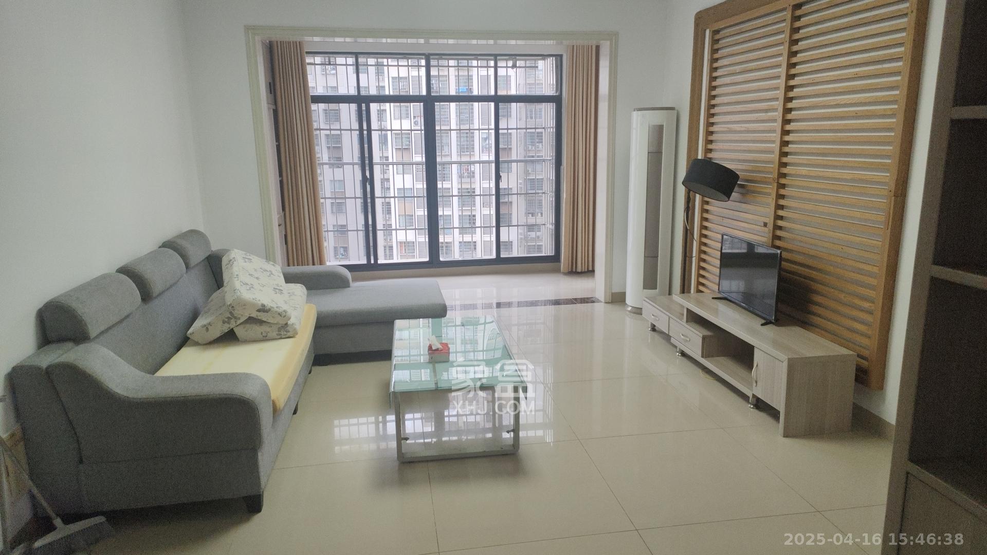 嘉顺苑 5室2厅2卫 2700.0元/月 嘉顺苑 5室2厅2卫 2700.0元/月室内图