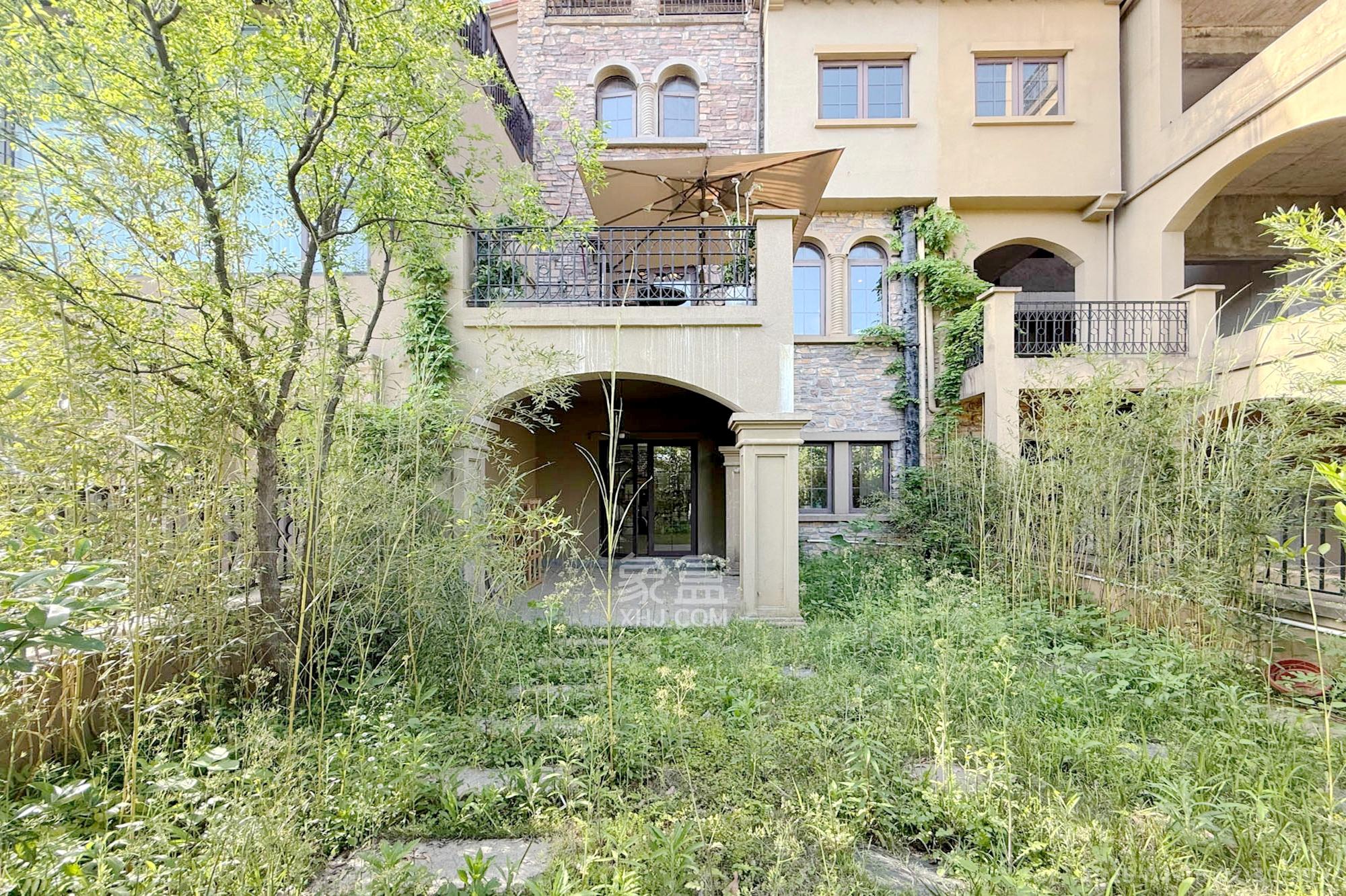 金地三千府(金地湖山樾、金地自在城) 5室3厅4卫 498.0万 金地三千府(金地湖山樾、金地自在城) 5室3厅4卫 498.0万其他