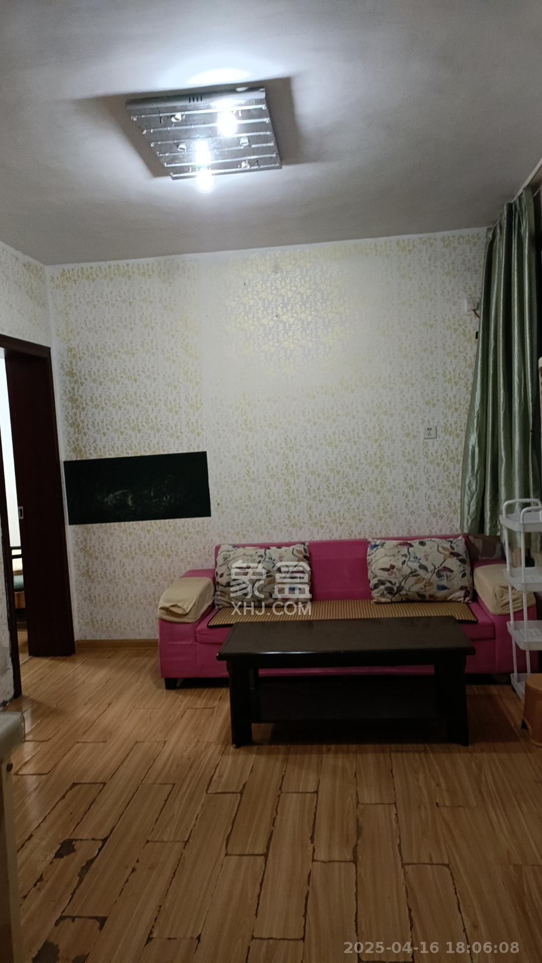 向东南社区 2室1厅1卫 1400.0元/月 向东南社区 2室1厅1卫 1400.0元/月室内图