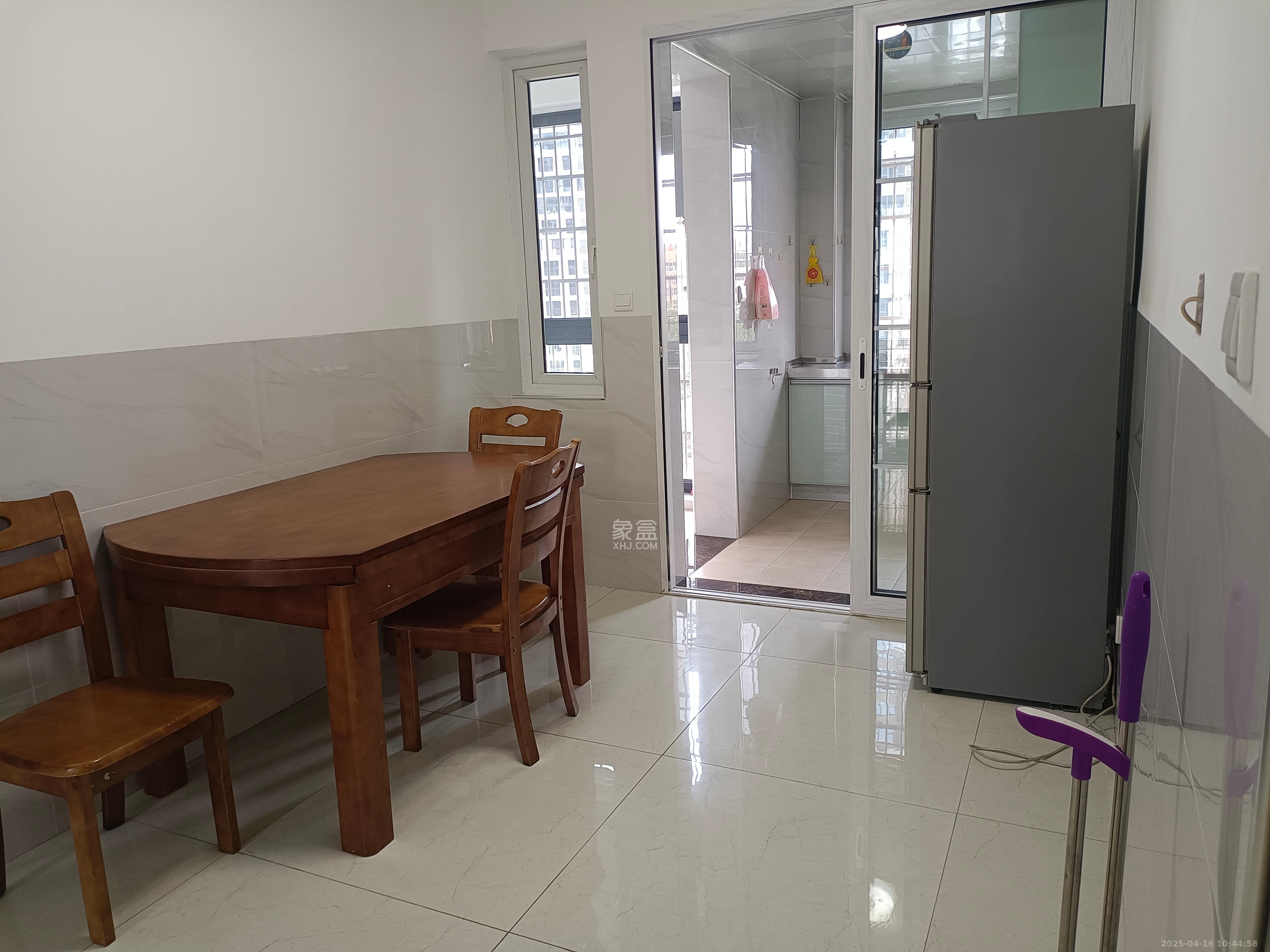 星城新宇月雅苑(月塘小区)  2室2厅1卫    1900.0元/月 星城新宇月雅苑(月塘小区)  2室2厅1卫    1900.0元/月室内图