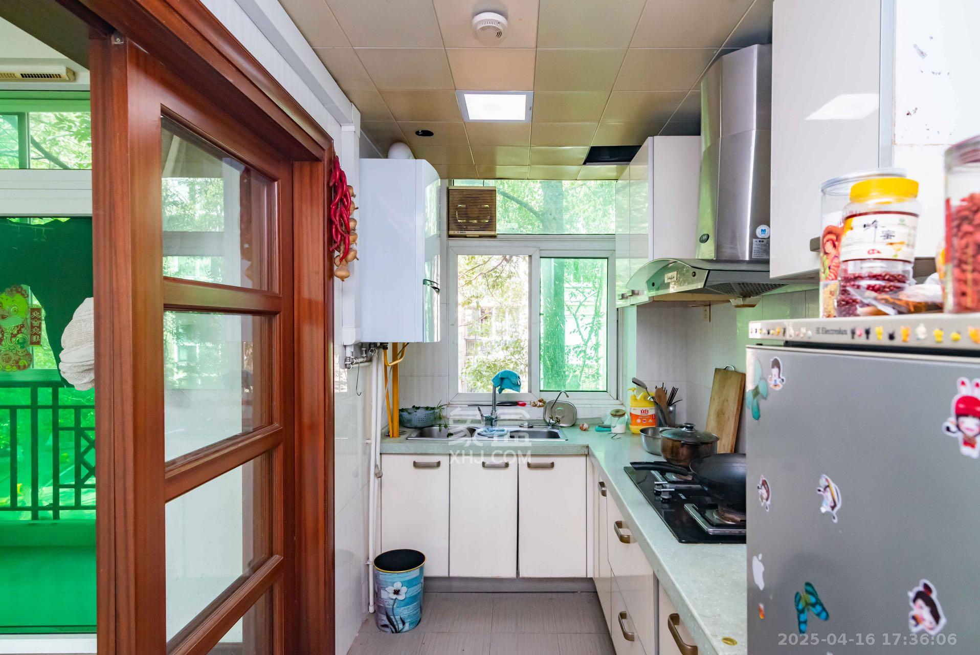 骏豪花园 1室0厅0卫 2400.0元/月 骏豪花园 1室0厅0卫 2400.0元/月室内图