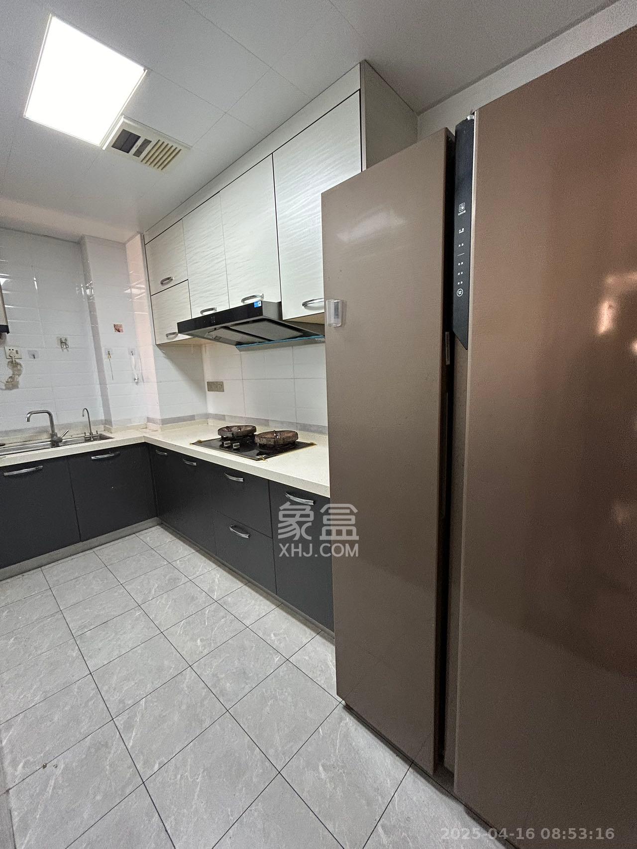 博长山水香颐  3室2厅1卫    2200.0元/月 博长山水香颐  3室2厅1卫    2200.0元/月室内图