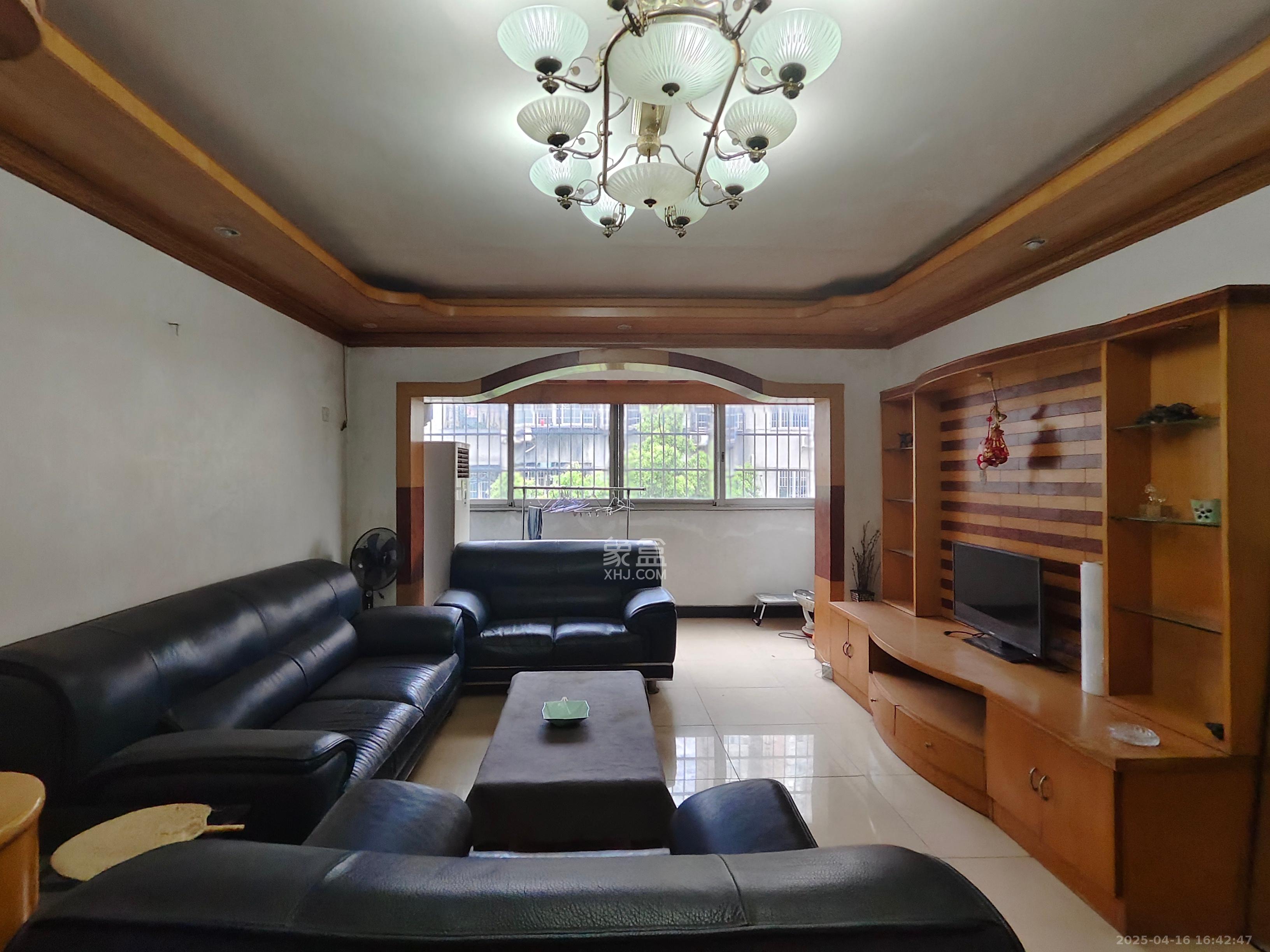 湘计花园 2室2厅1卫 1700.0元/月 湘计花园 2室2厅1卫 1700.0元/月室内图