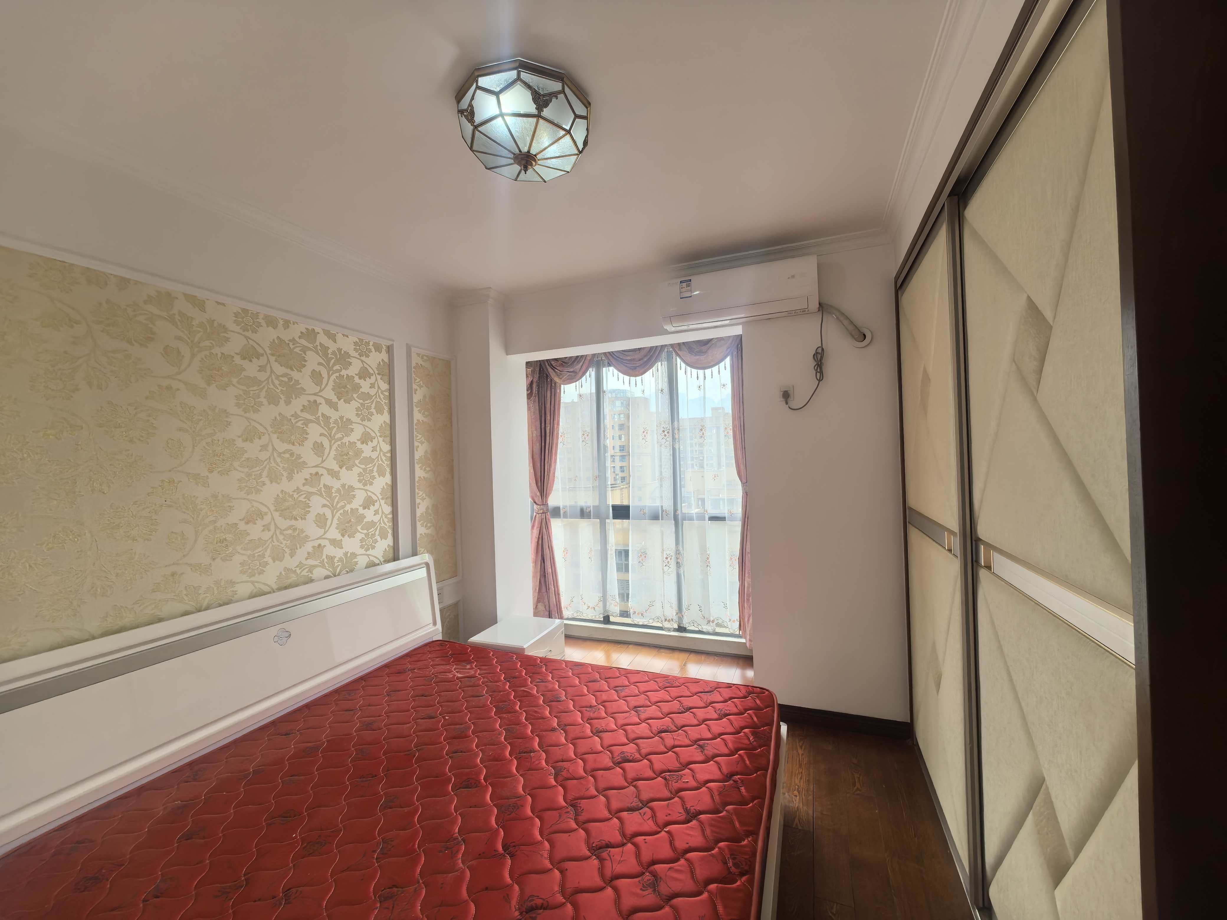 鑫成君泰 2室1厅1卫 1800.0元/月 鑫成君泰 2室1厅1卫 1800.0元/月室内图