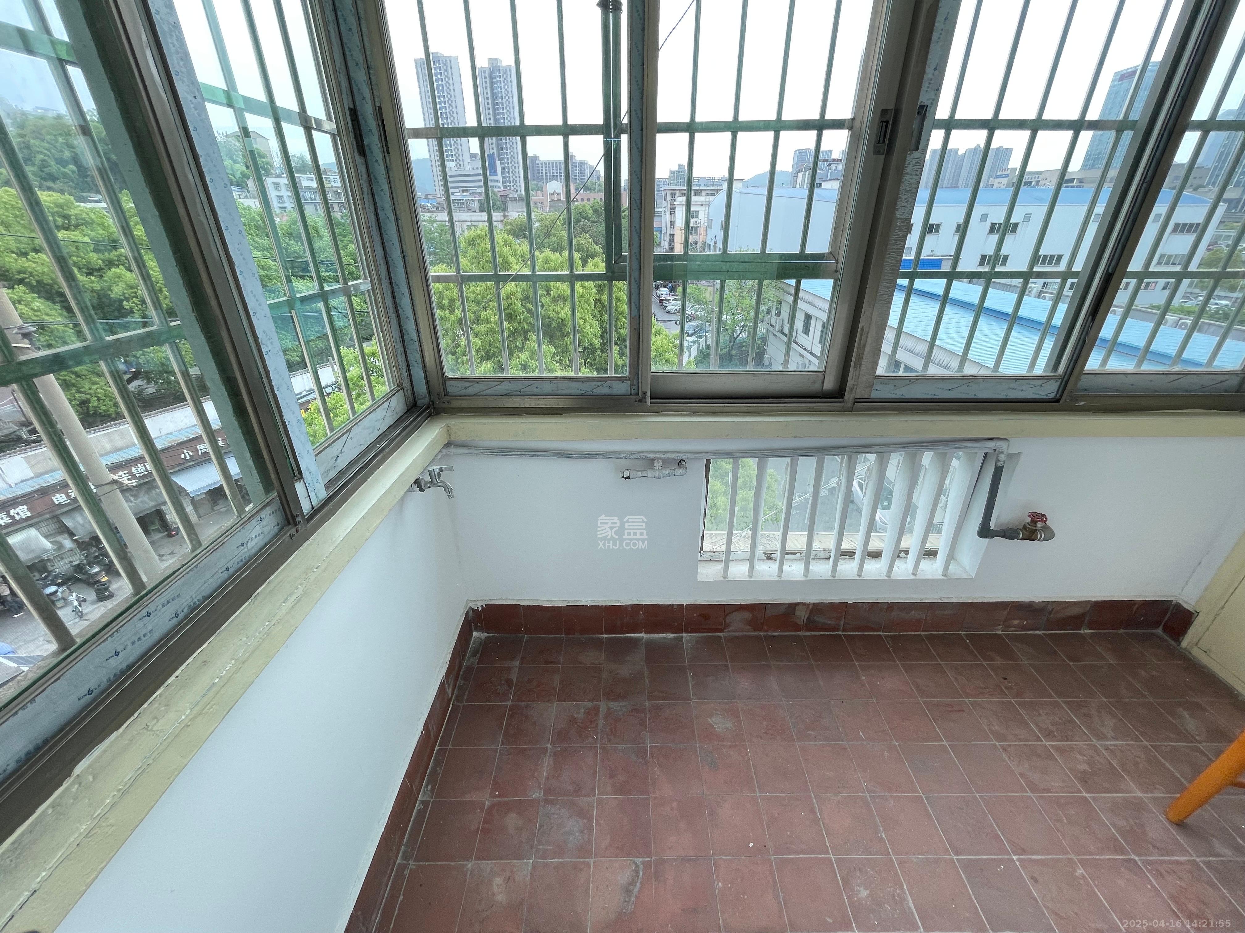 望城县烟草局宿舍 3室2厅1卫 1280.0元/月 望城县烟草局宿舍 3室2厅1卫 1280.0元/月室内图