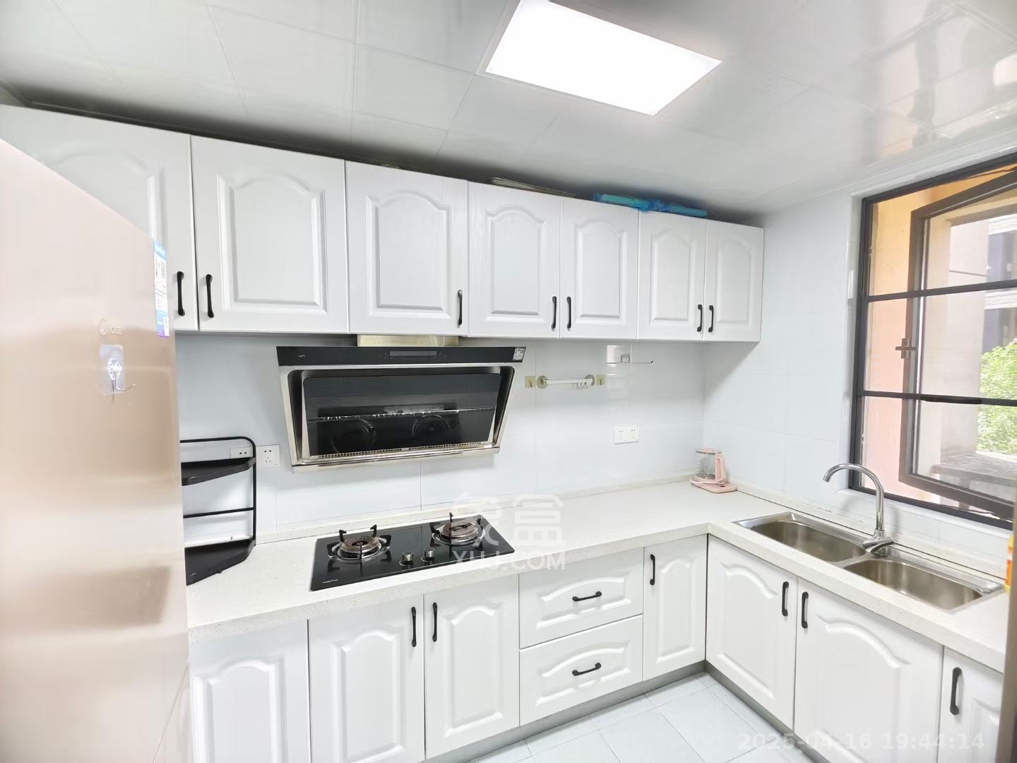 建发中央悦府  3室2厅2卫   3600.00元/月室内图