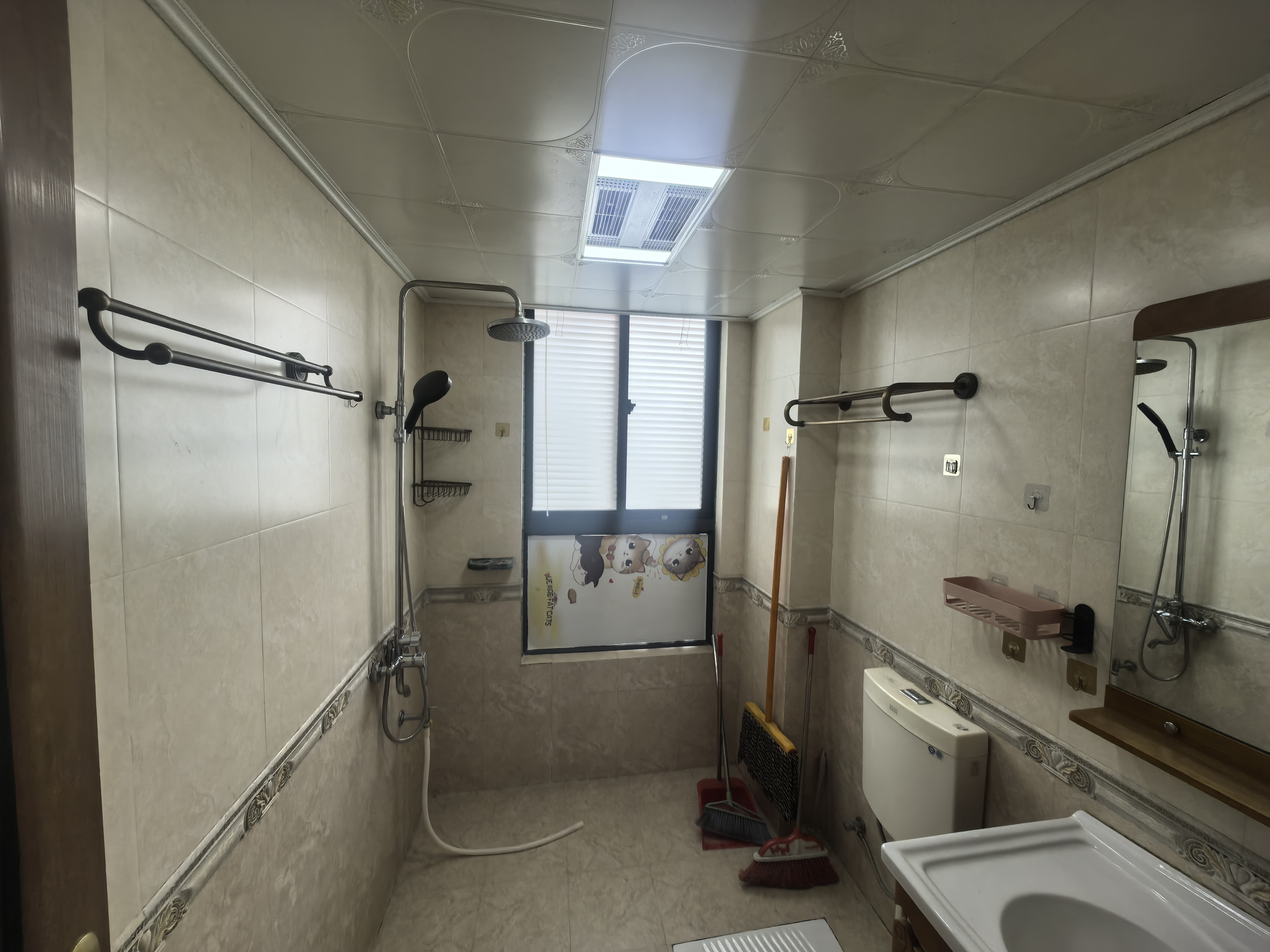 鑫成君泰 2室1厅1卫 1800.0元/月 鑫成君泰 2室1厅1卫 1800.0元/月室内图