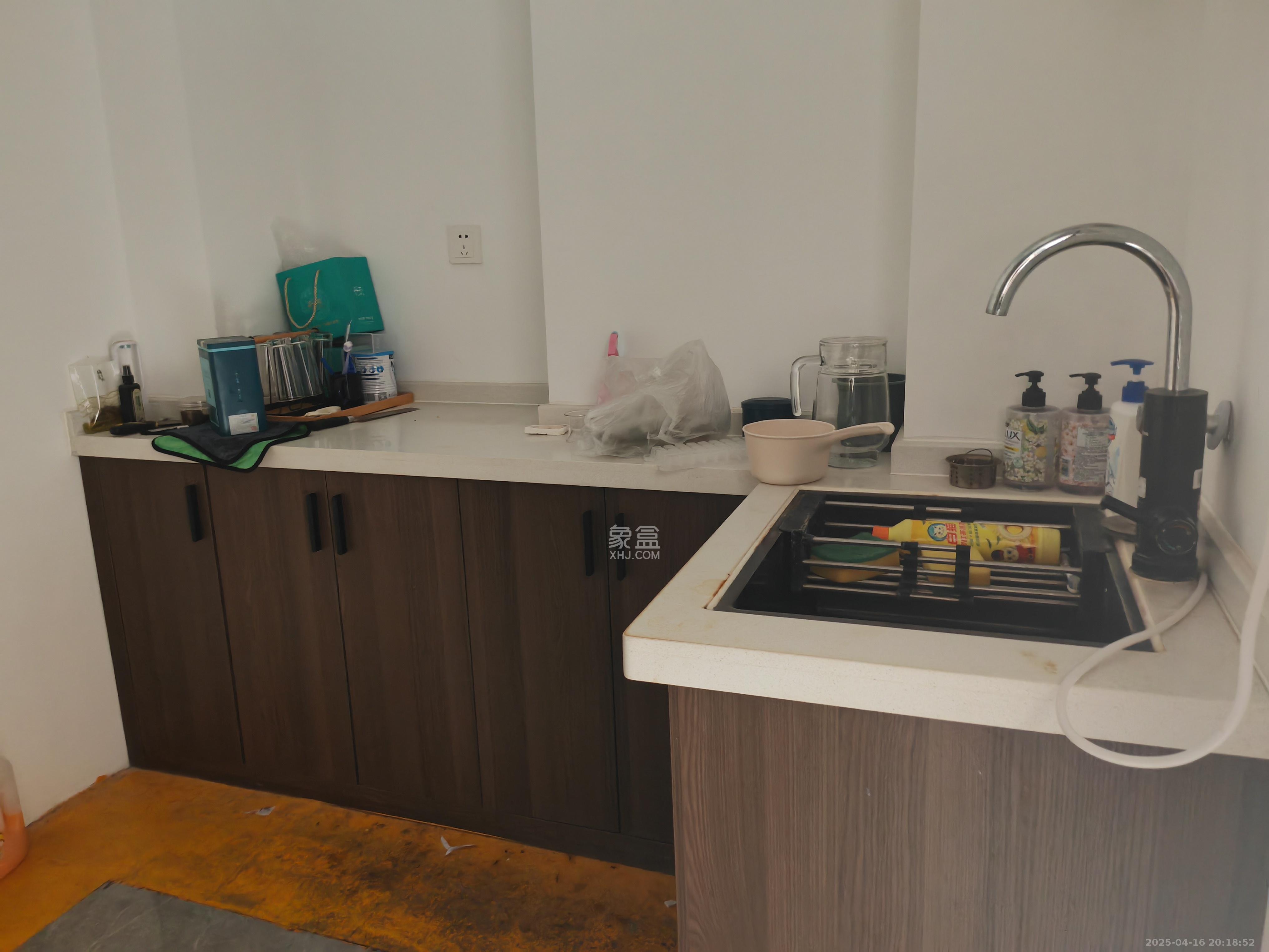 旭辉汇樾城 1室1厅1卫 1400.0元/月 旭辉汇樾城 1室1厅1卫 1400.0元/月室内图