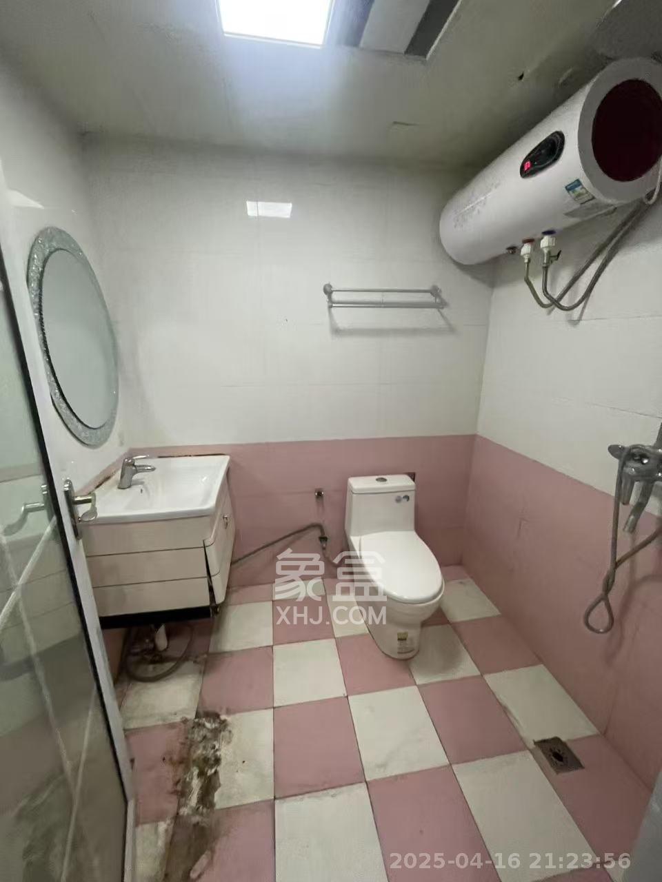 锦华时代 1室1厅1卫 1600.0元/月 锦华时代 1室1厅1卫 1600.0元/月室内图