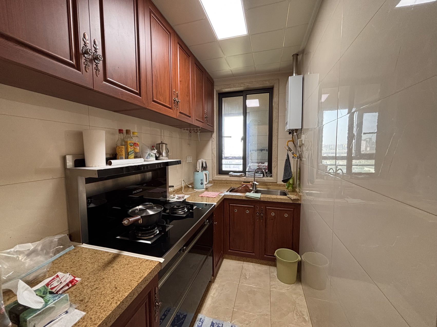 滨海新天地 1室1厅1卫 80.0万 滨海新天地 1室1厅1卫 80.0万客厅