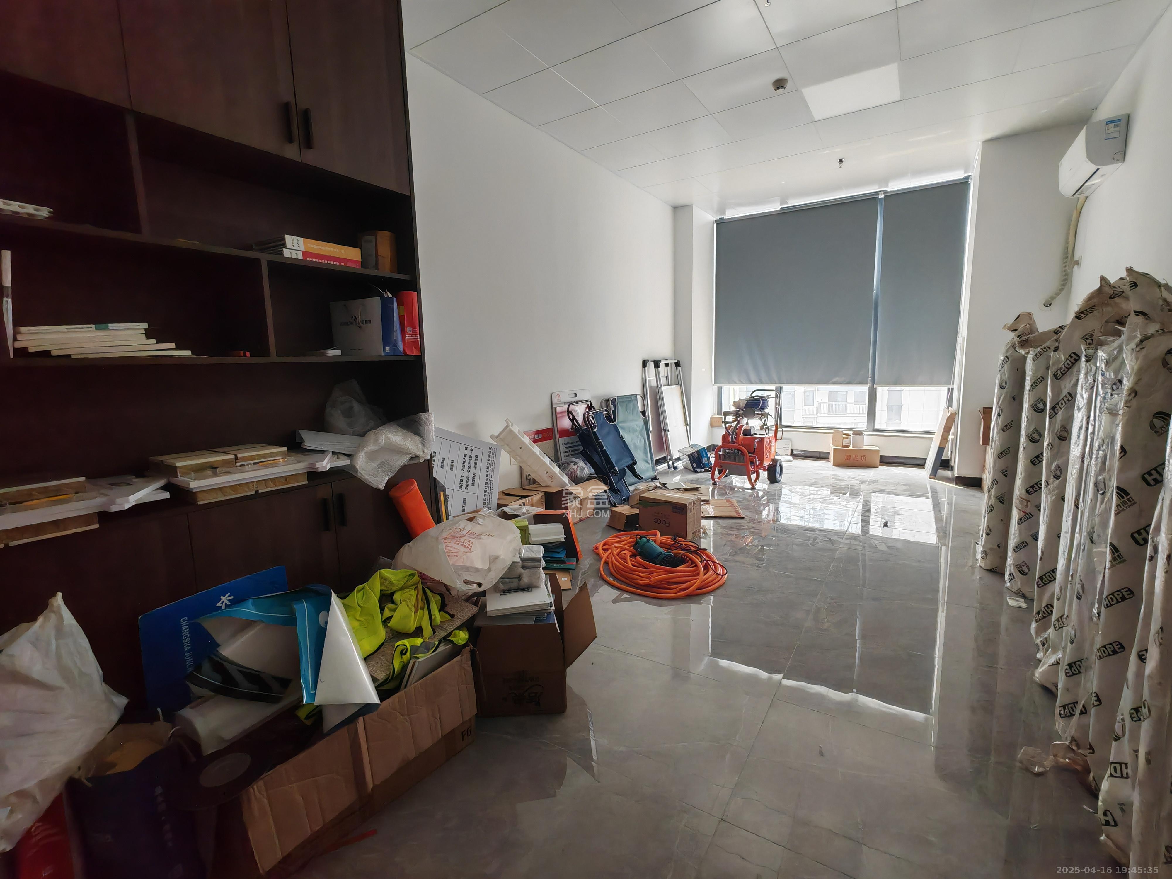 旭辉汇樾城 1室1厅1卫 1400.0元/月 旭辉汇樾城 1室1厅1卫 1400.0元/月室内图