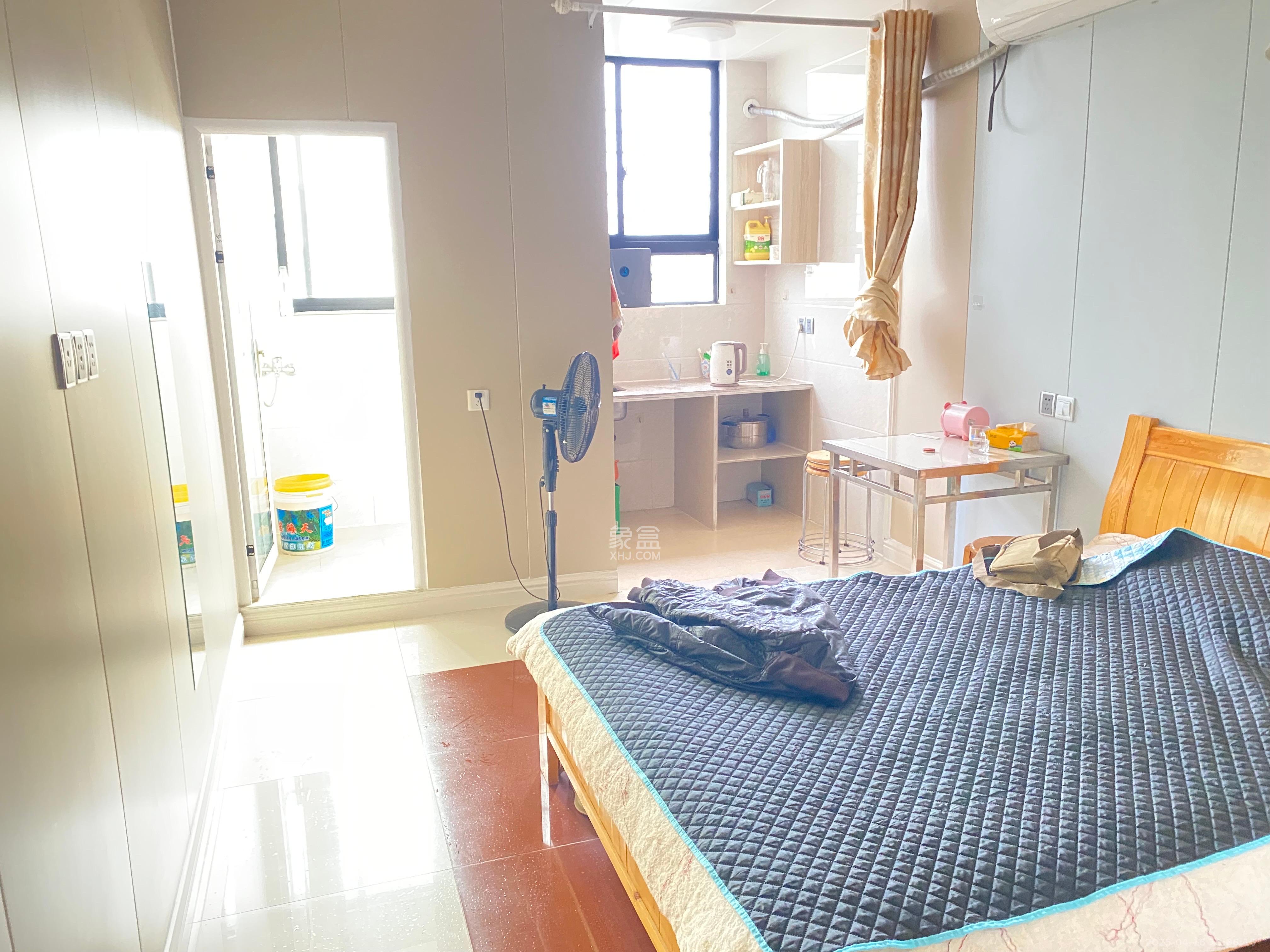 海棠北路散盘  1室1厅1卫    600.0元/月 海棠北路散盘  1室1厅1卫    600.0元/月室内图1