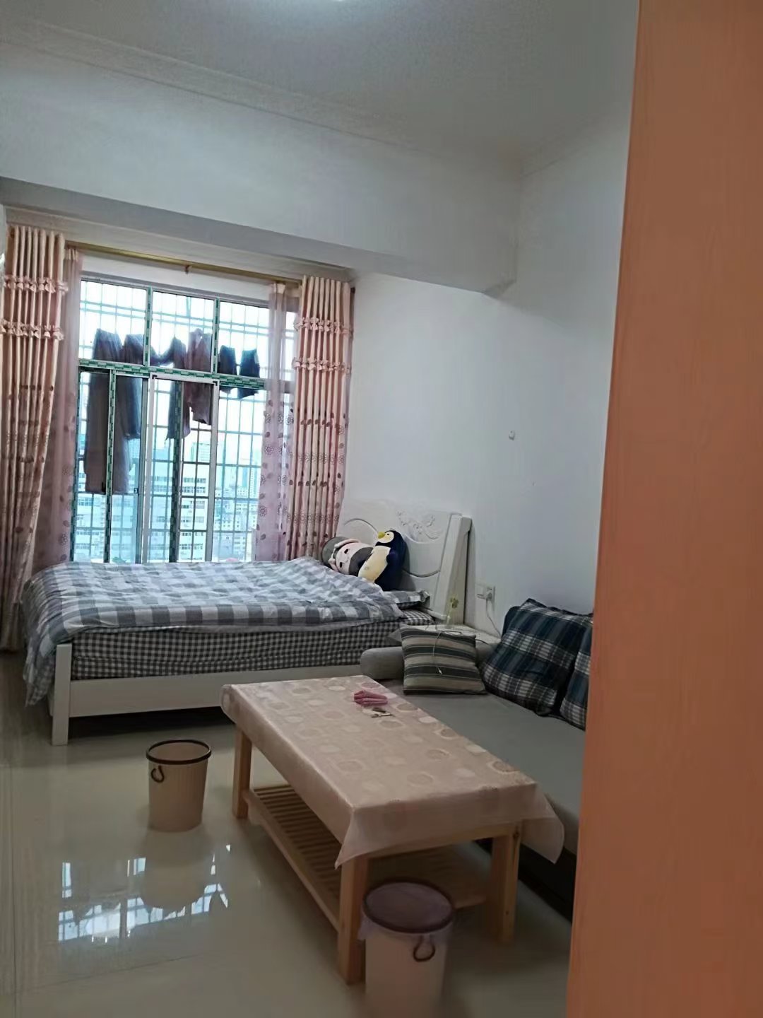 五洲富隆中心  1室1厅1卫    900.0元/月室内图