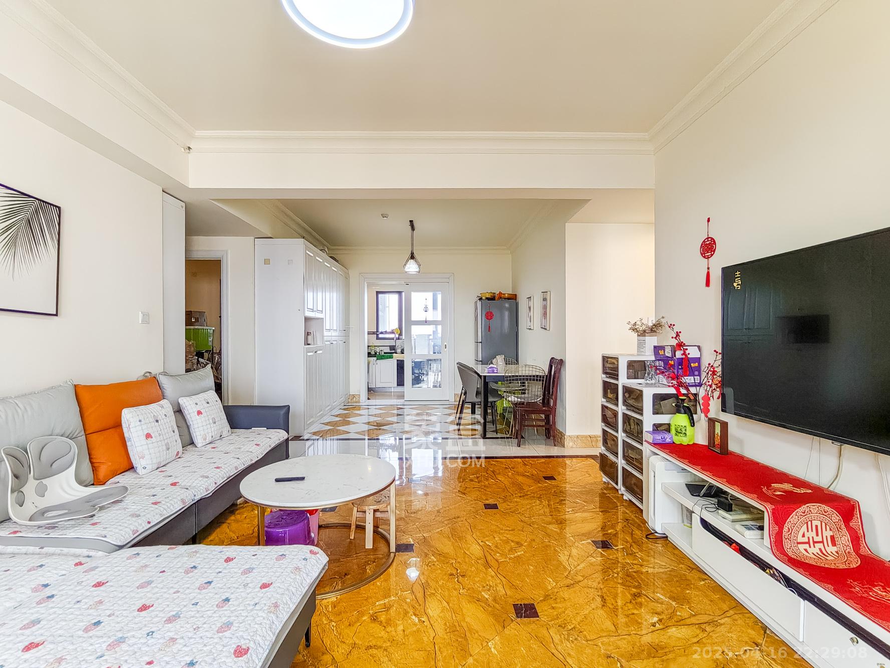 碧桂园威尼斯城 3室2厅2卫 92.0万 碧桂园威尼斯城 3室2厅2卫 92.0万客厅