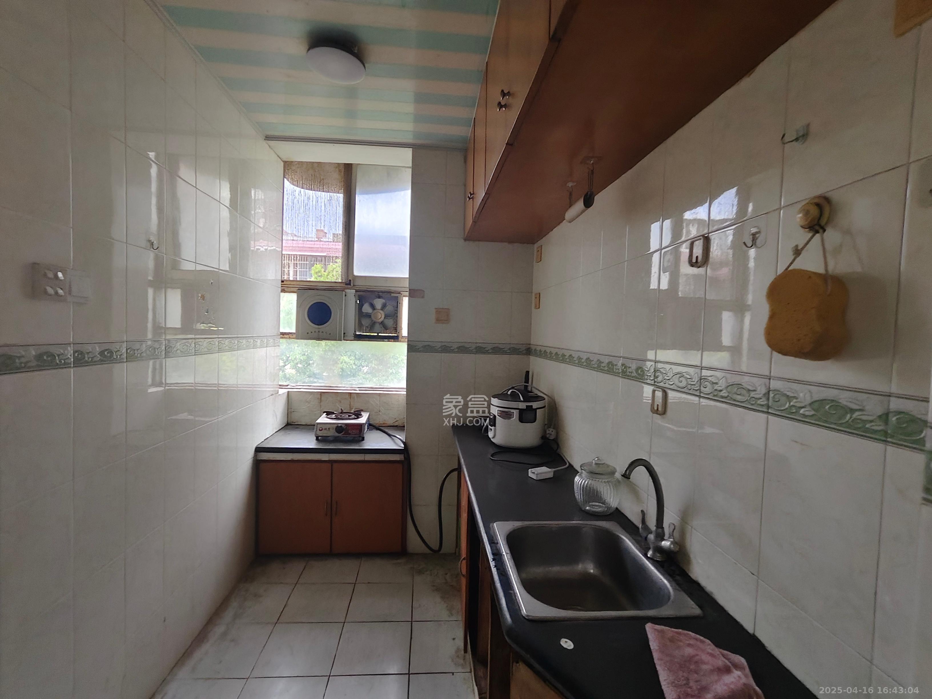 湘计花园 2室2厅1卫 1700.0元/月 湘计花园 2室2厅1卫 1700.0元/月室内图