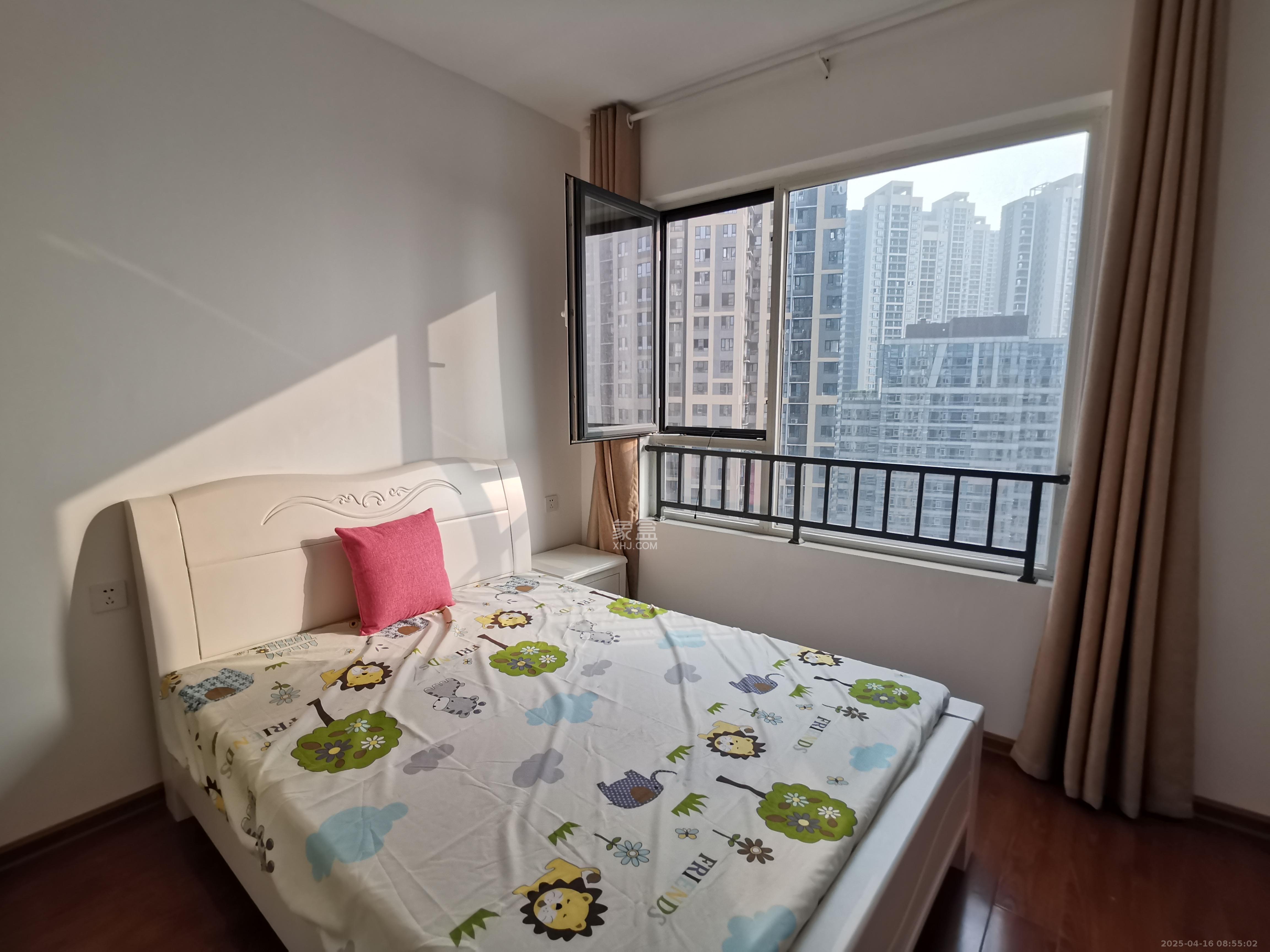 北辰三角洲B2E2区  4室2厅2卫   4300.00元/月室内图