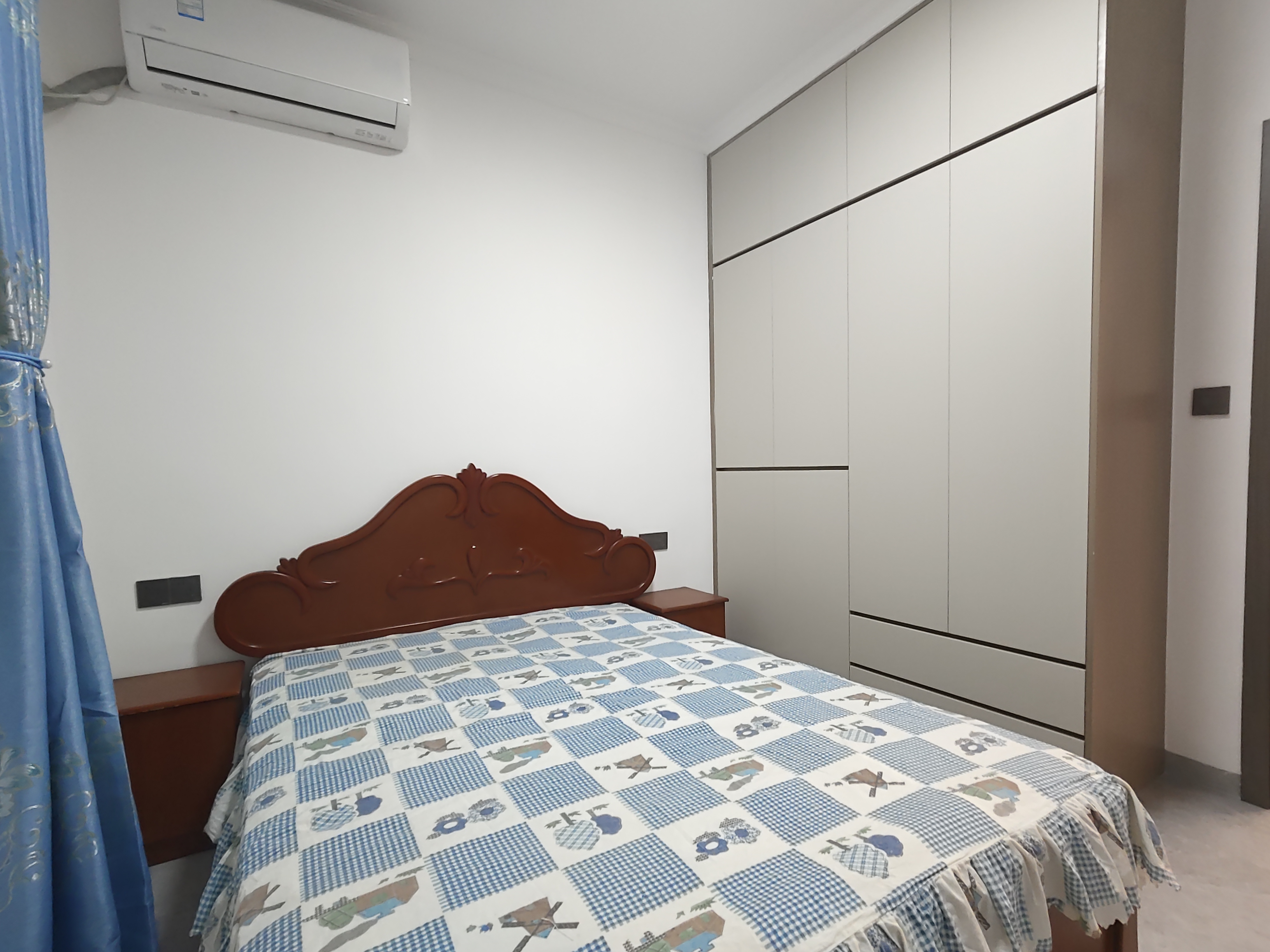 长湖新村 1室1厅1卫 1400.0元/月 长湖新村 1室1厅1卫 1400.0元/月室内图