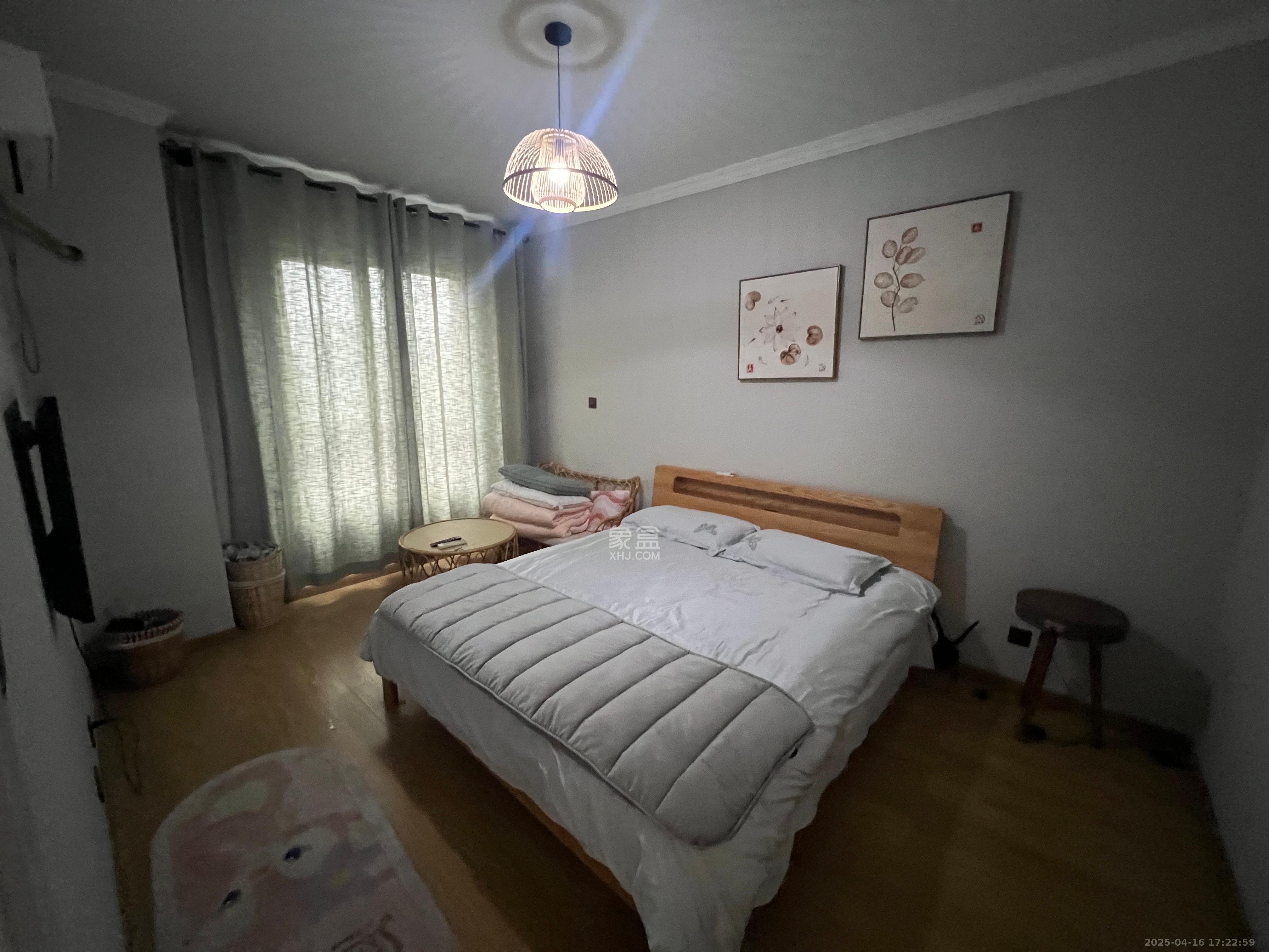 世茂铂翠湾一期  2室2厅1卫    2800.0元/月 世茂铂翠湾一期  2室2厅1卫    2800.0元/月室内图