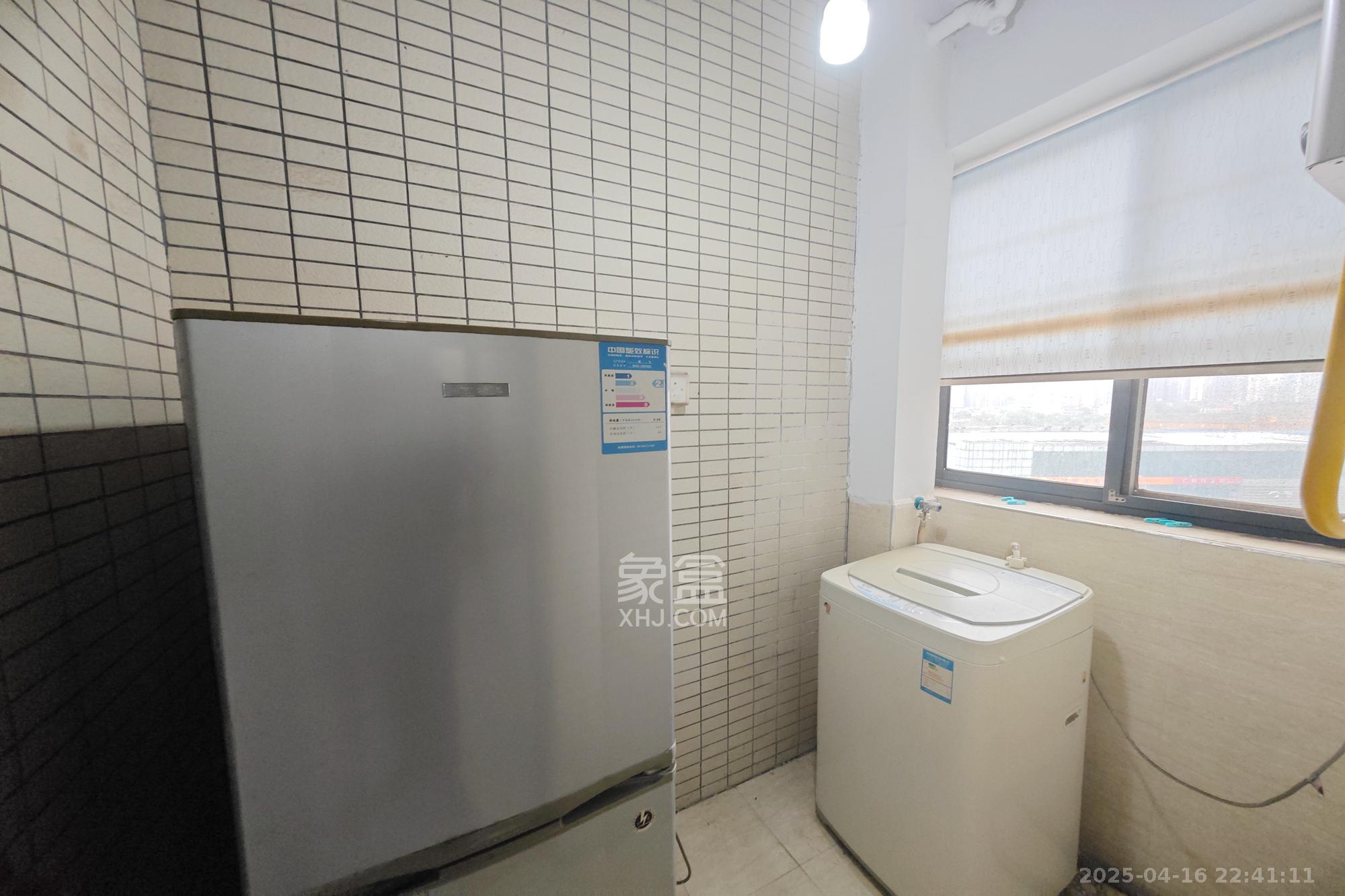 兰亭优壳（隽峰苑）  2室1厅1卫   62.00万阳台