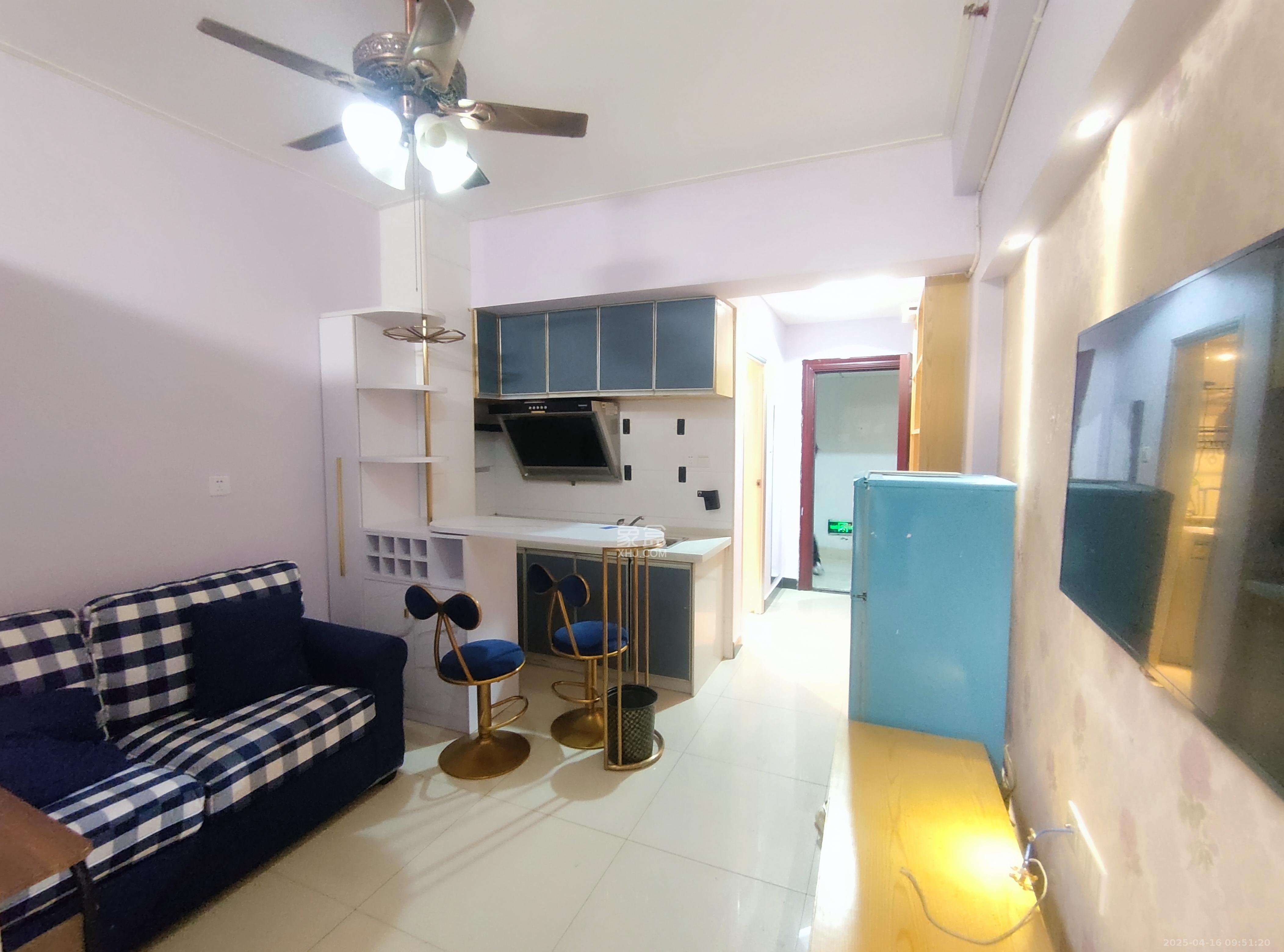 新长海广场 1室1厅1卫 1100.0元/月 新长海广场 1室1厅1卫 1100.0元/月室内图