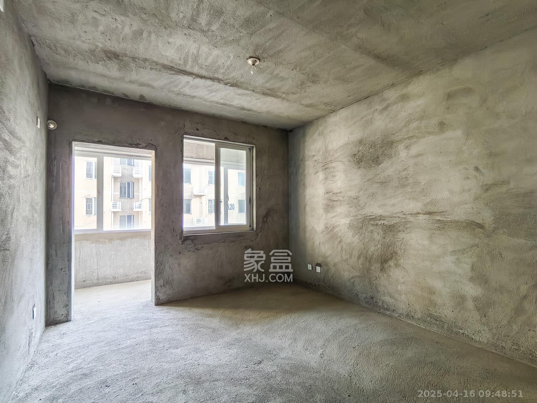 恒广国际物流园  3室2厅2卫    29.8万 恒广国际物流园  3室2厅2卫    29.8万卧室