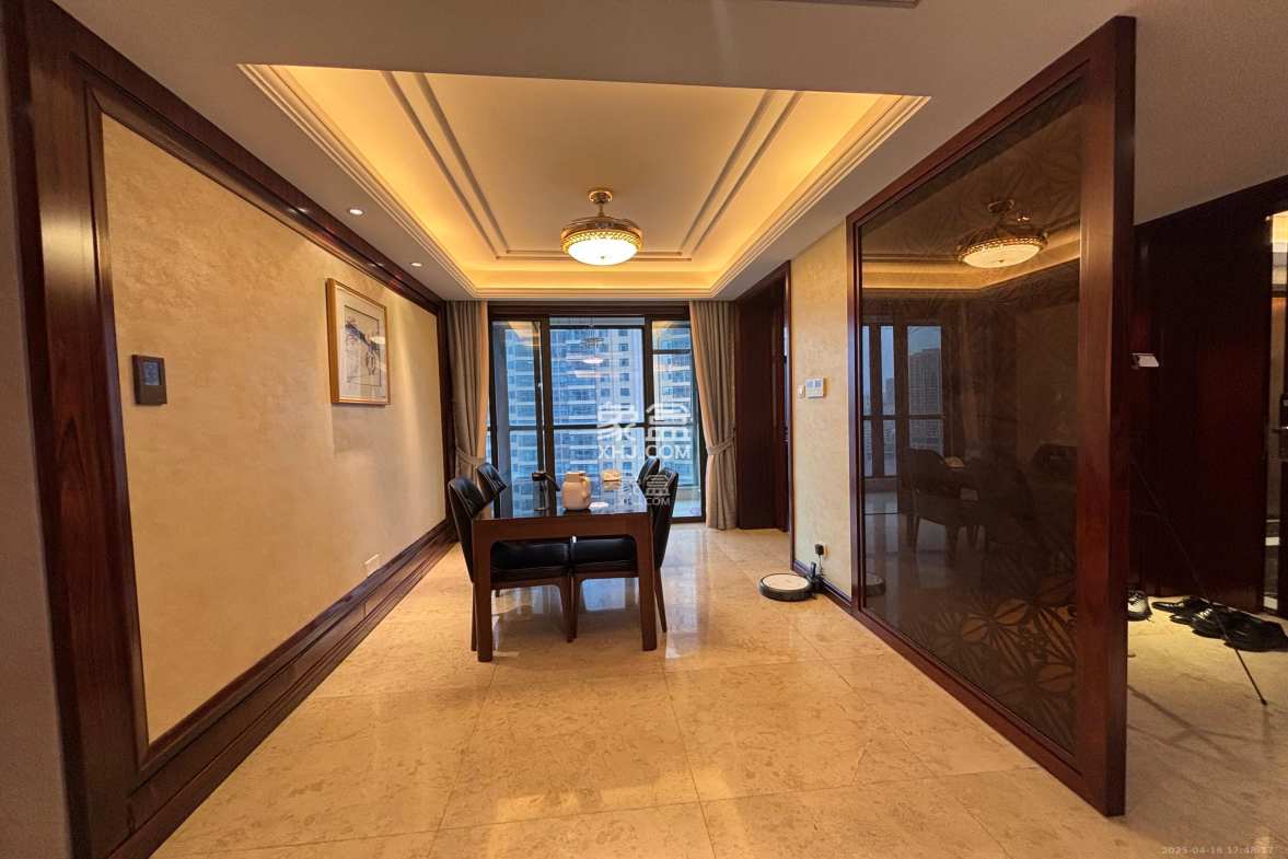 运达中央广场一、二期  3室2厅2卫    7000.0元/月 运达中央广场一、二期  3室2厅2卫    7000.0元/月室内图