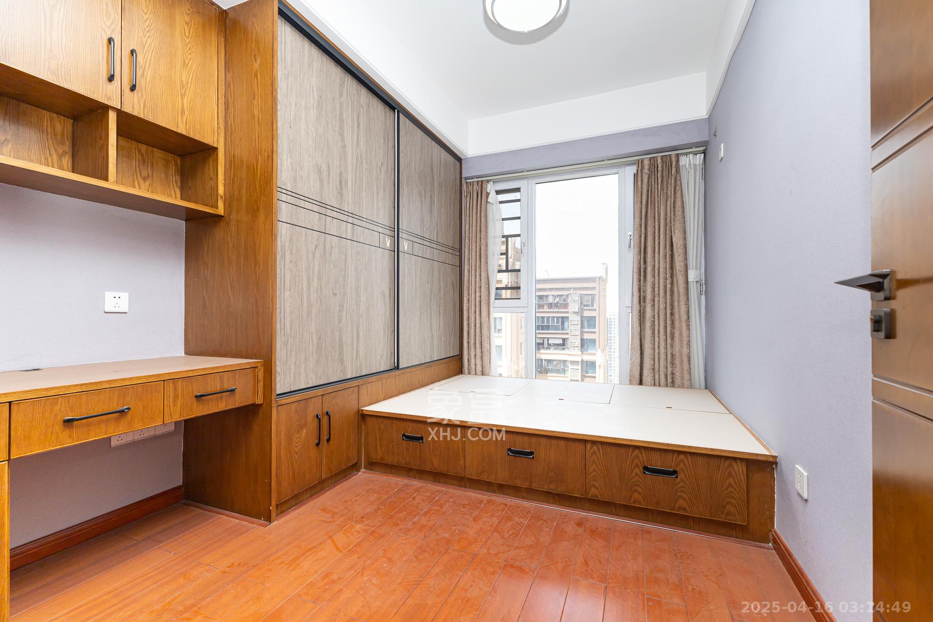 润和又一城 4室2厅2卫 92.0万 润和又一城 4室2厅2卫 92.0万卧室