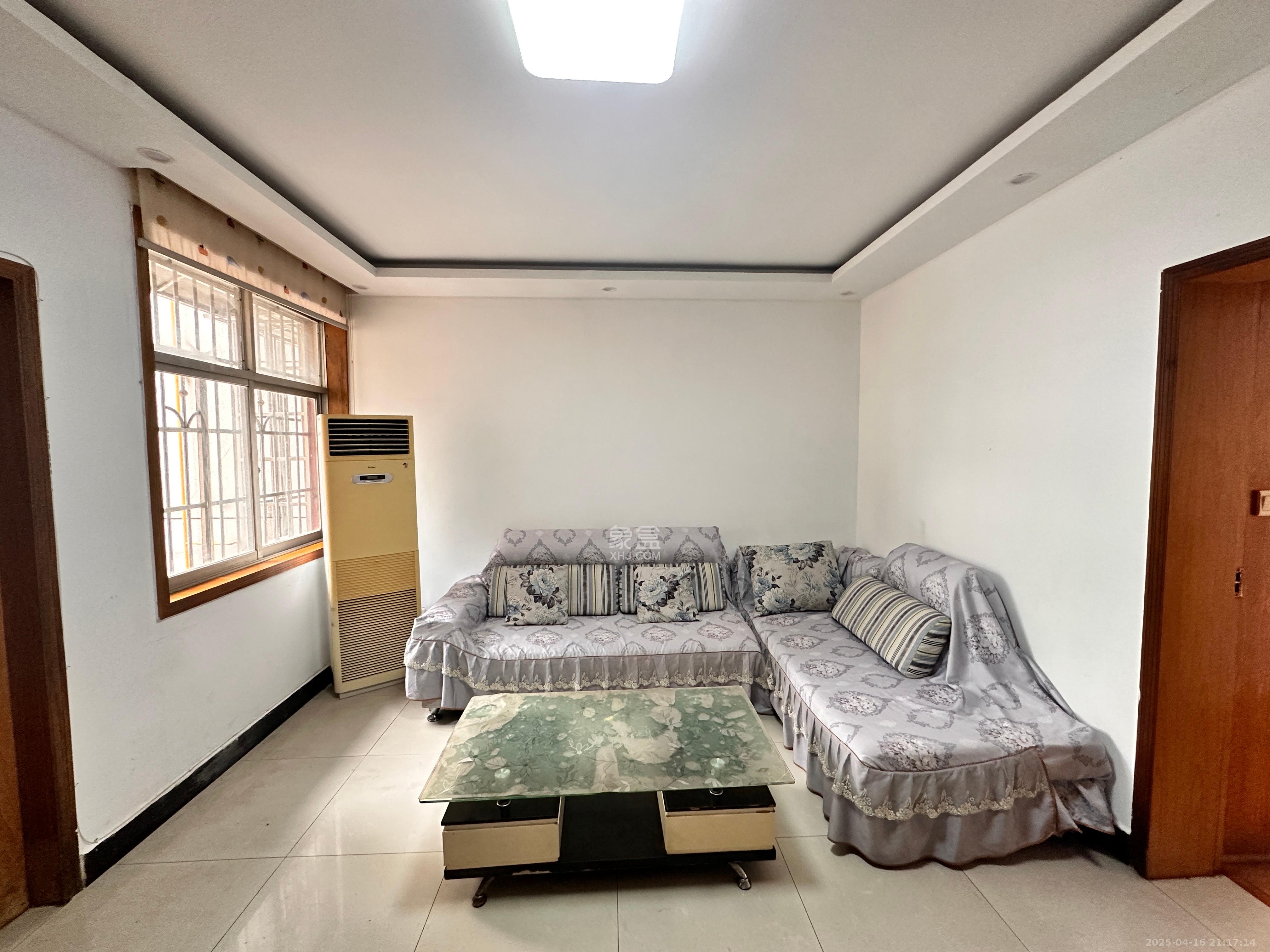 伞厂宿舍  2室2厅1卫   2100.00元/月室内图