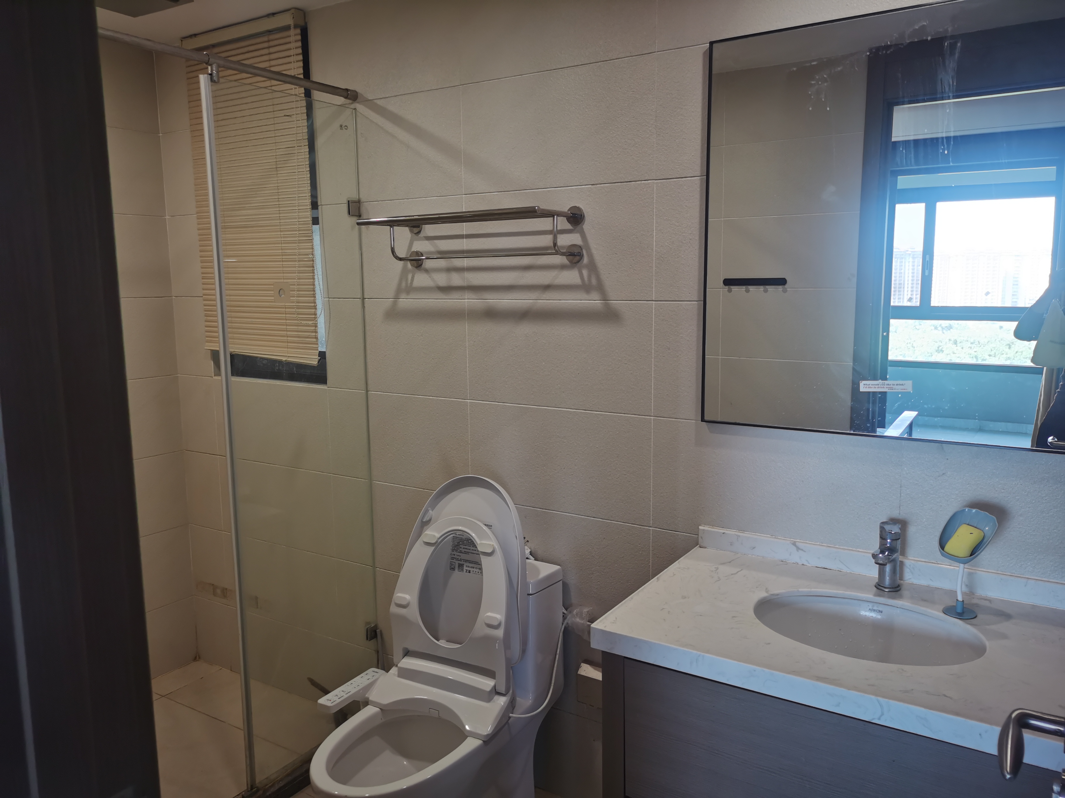 融创观澜湖公园壹号四期  4室2厅2卫    3500.0元/月 融创观澜湖公园壹号四期  4室2厅2卫    3500.0元/月室内图