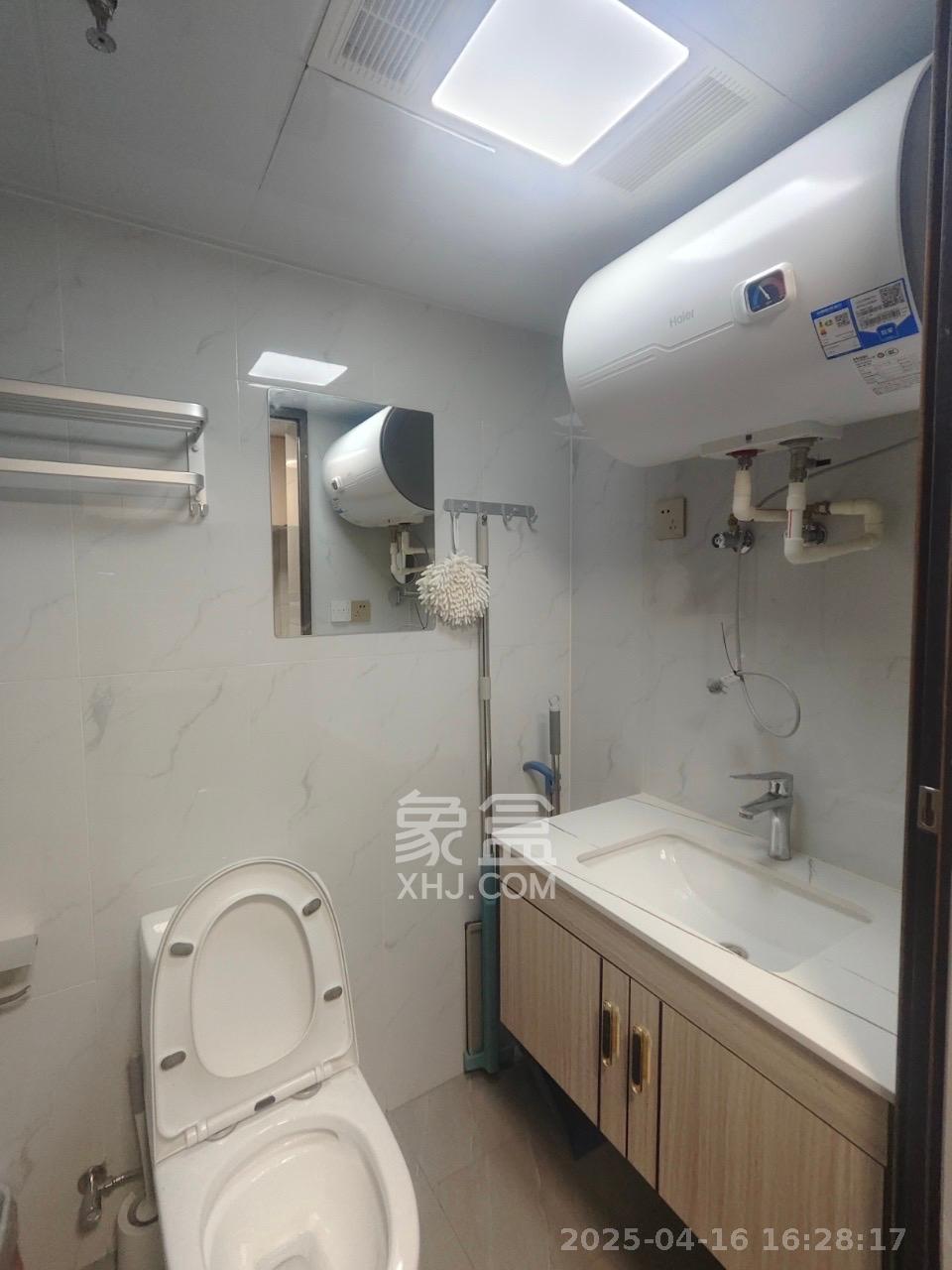 卓越浅水湾  1室1厅1卫   1400.00元/月室内图