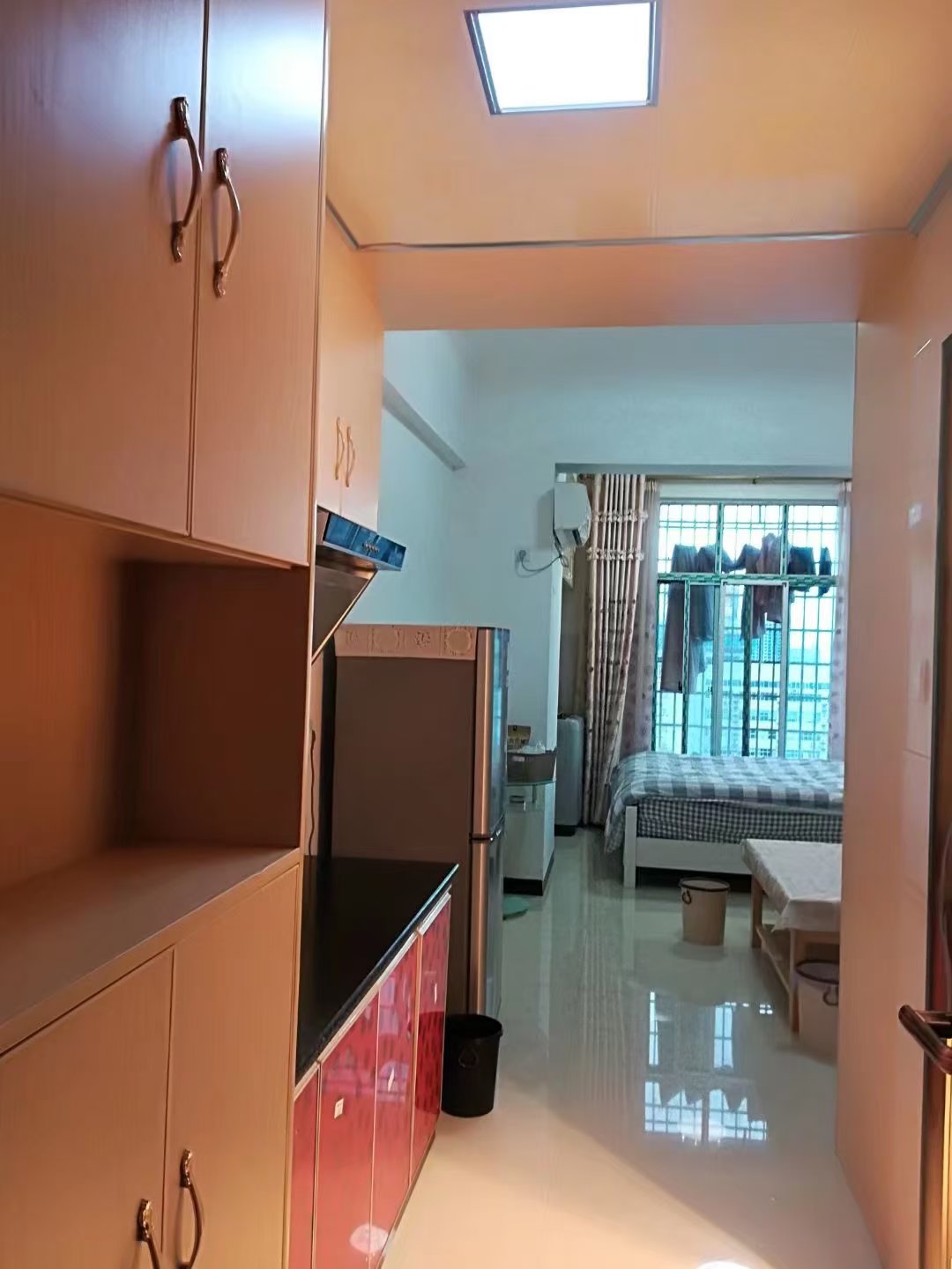 五洲富隆中心 1室1厅1卫 900.0元/月 五洲富隆中心 1室1厅1卫 900.0元/月室内图