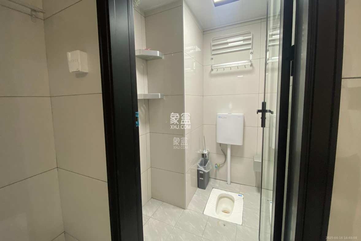 大都汇二环天际  1室0厅1卫    1600.0元/月 大都汇二环天际  1室0厅1卫    1600.0元/月室内图