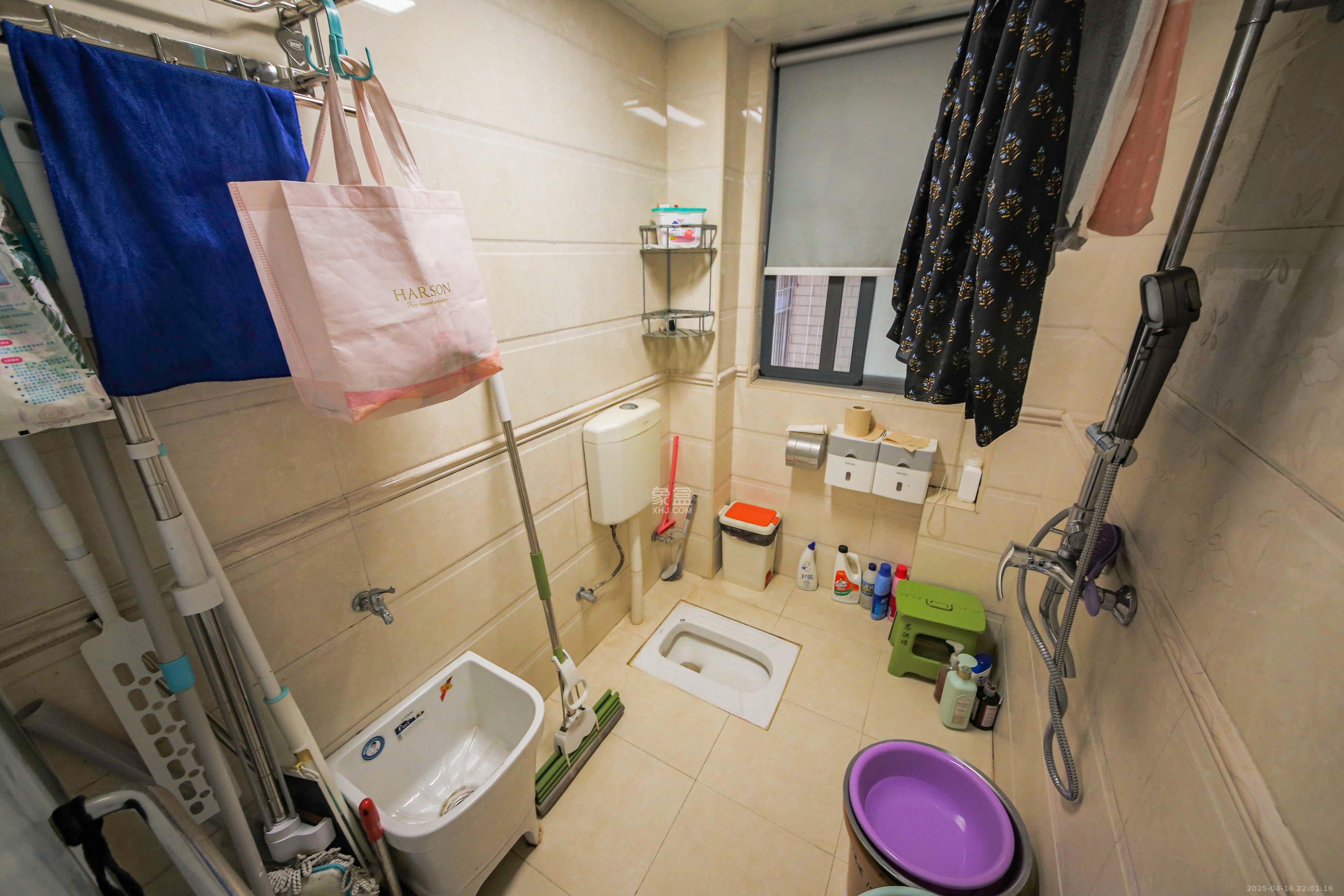 鑫远湘府逸园  2室2厅1卫   72.90万卫生间