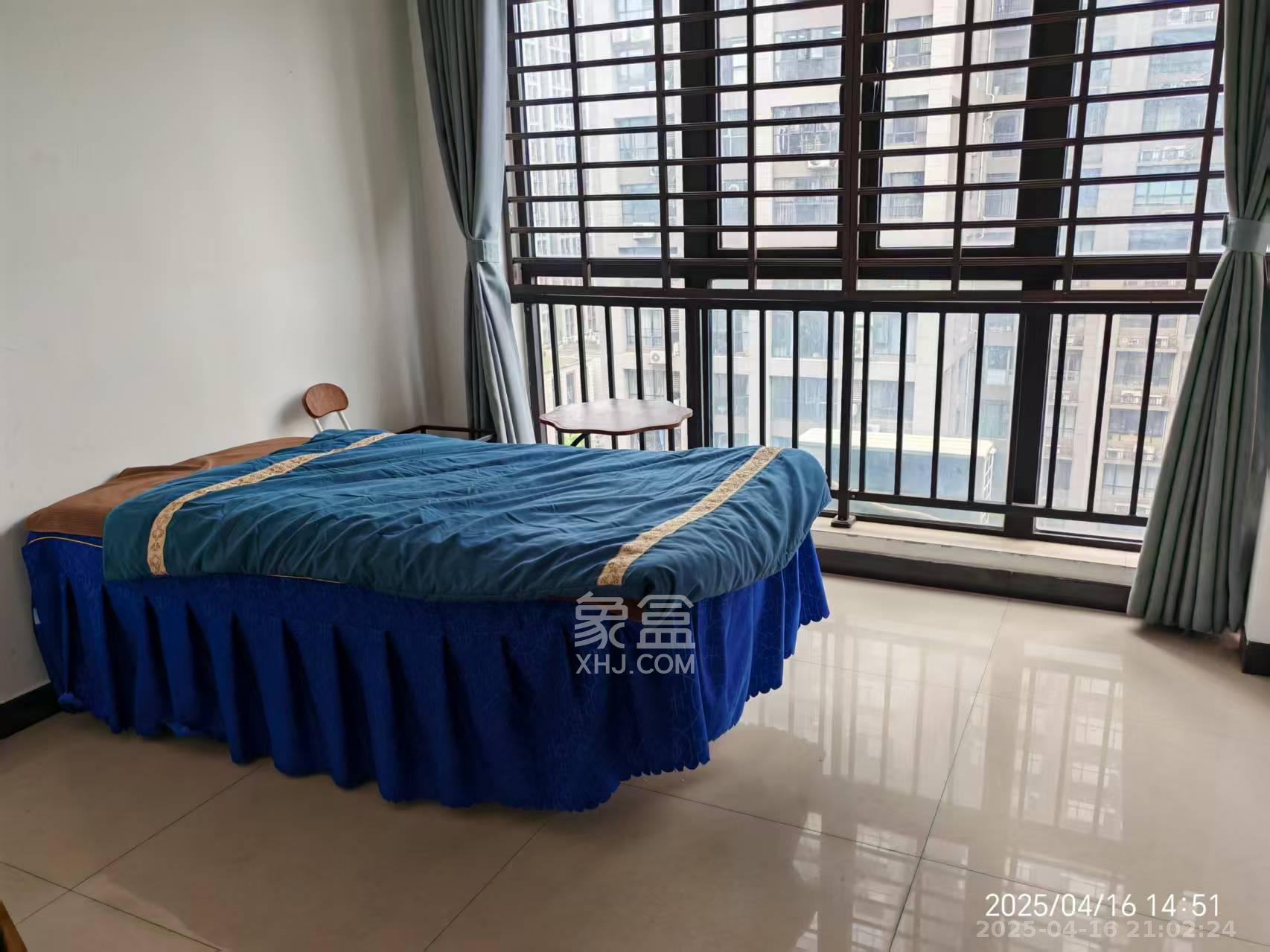 湘腾城市广场 3室2厅1卫 3200.0元/月 湘腾城市广场 3室2厅1卫 3200.0元/月小区图