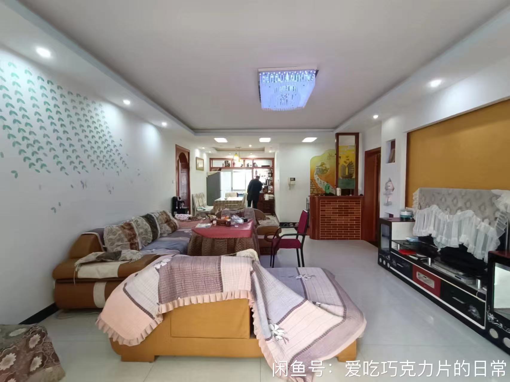 东方豪苑 3室2厅2卫 1300.0元/月 东方豪苑 3室2厅2卫 1300.0元/月室内图