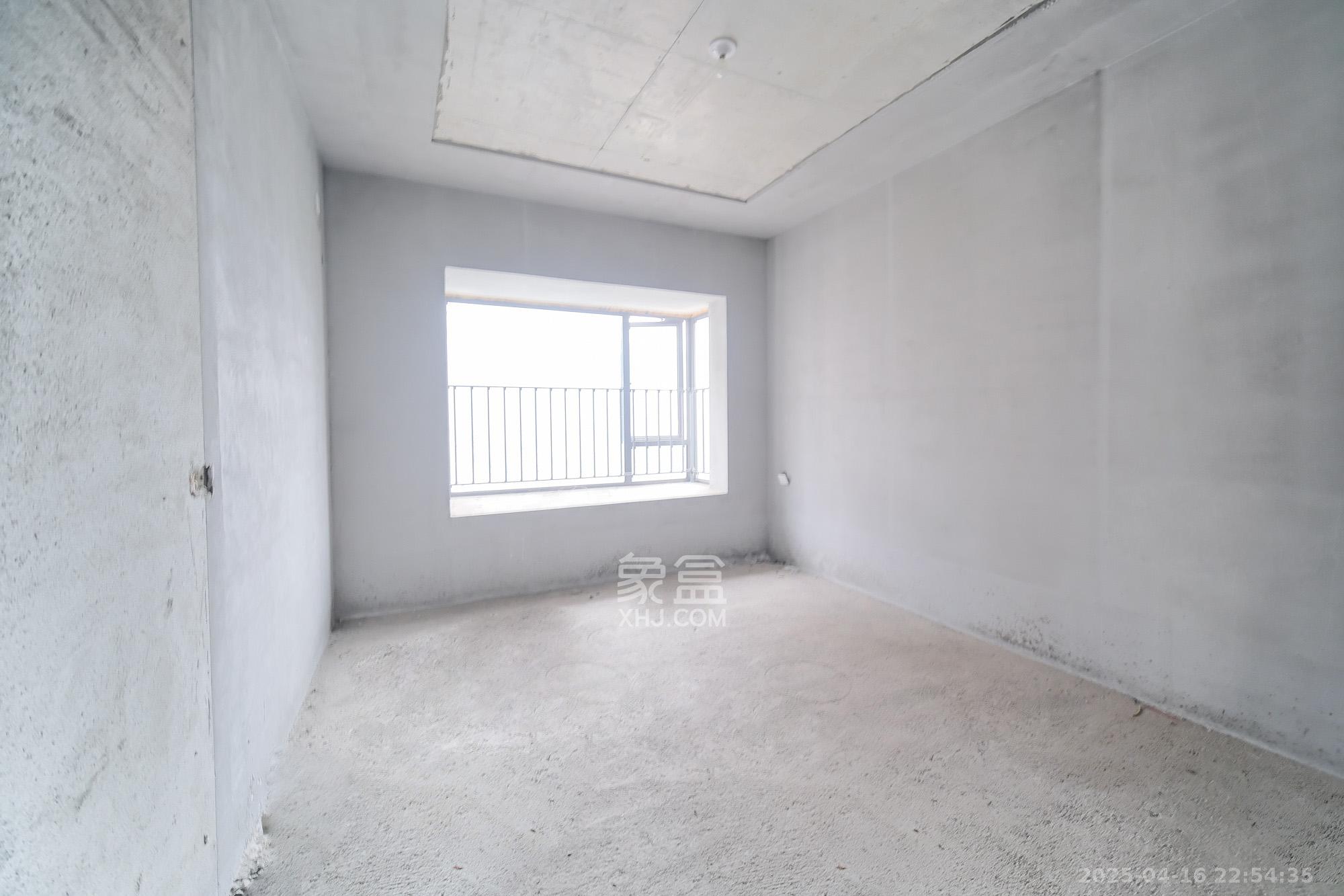 荣盛城 1室0厅0卫 95.0万 荣盛城 1室0厅0卫 95.0万卧室