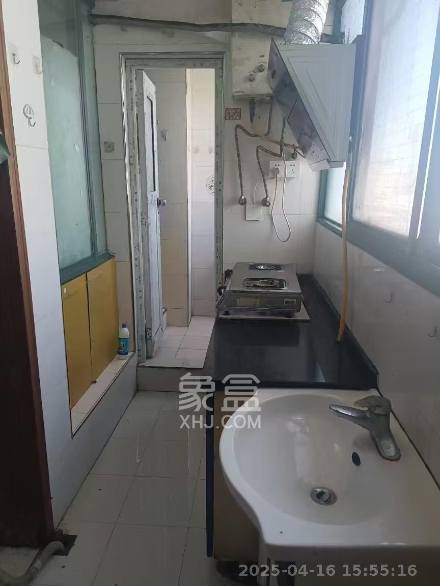 望兴景园一期 2室1厅1卫 1700.0元/月 望兴景园一期 2室1厅1卫 1700.0元/月室内图