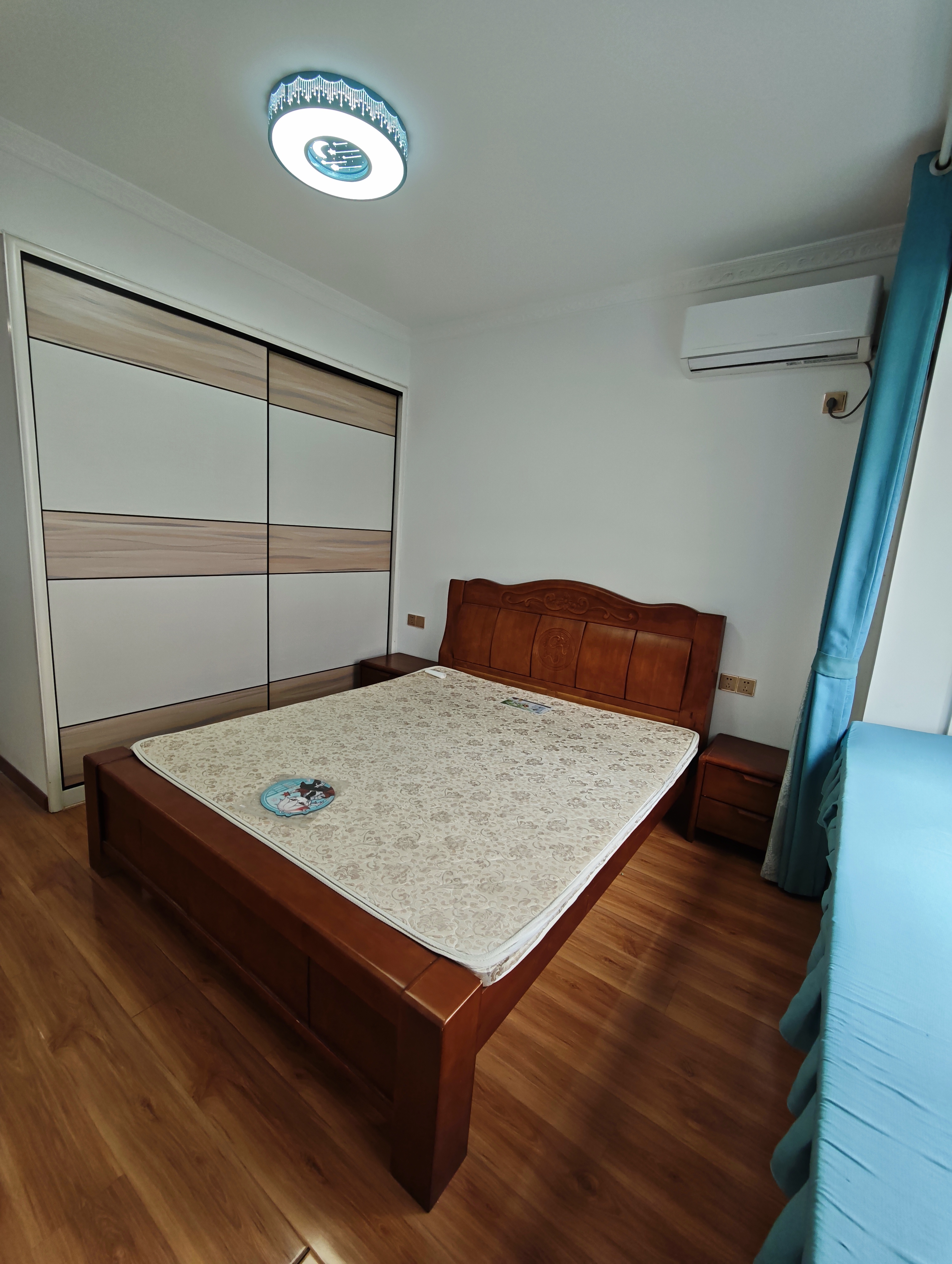 百弘学府城 3室2厅2卫 2000.0元/月 百弘学府城 3室2厅2卫 2000.0元/月室内图