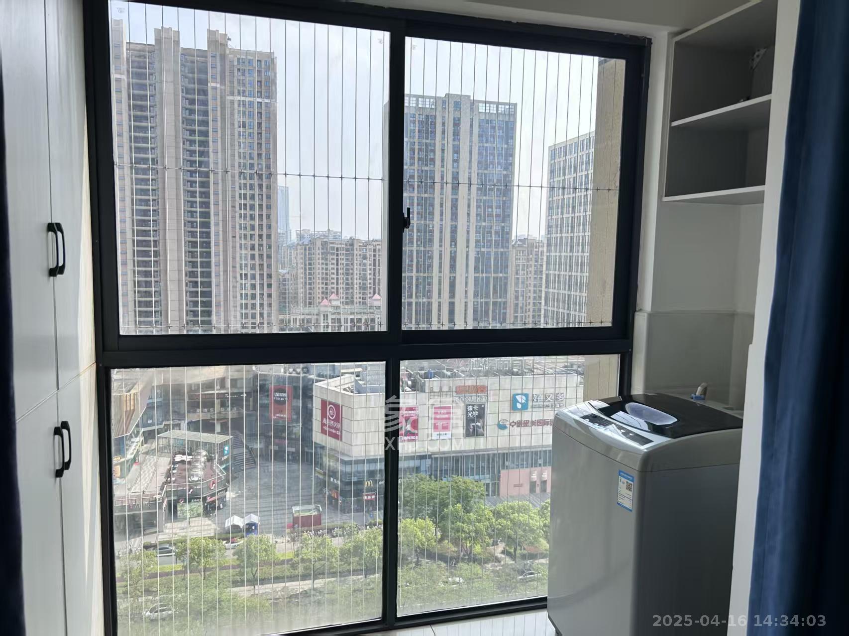 美林美寓  1室1厅1卫   1600.00元/月室内图