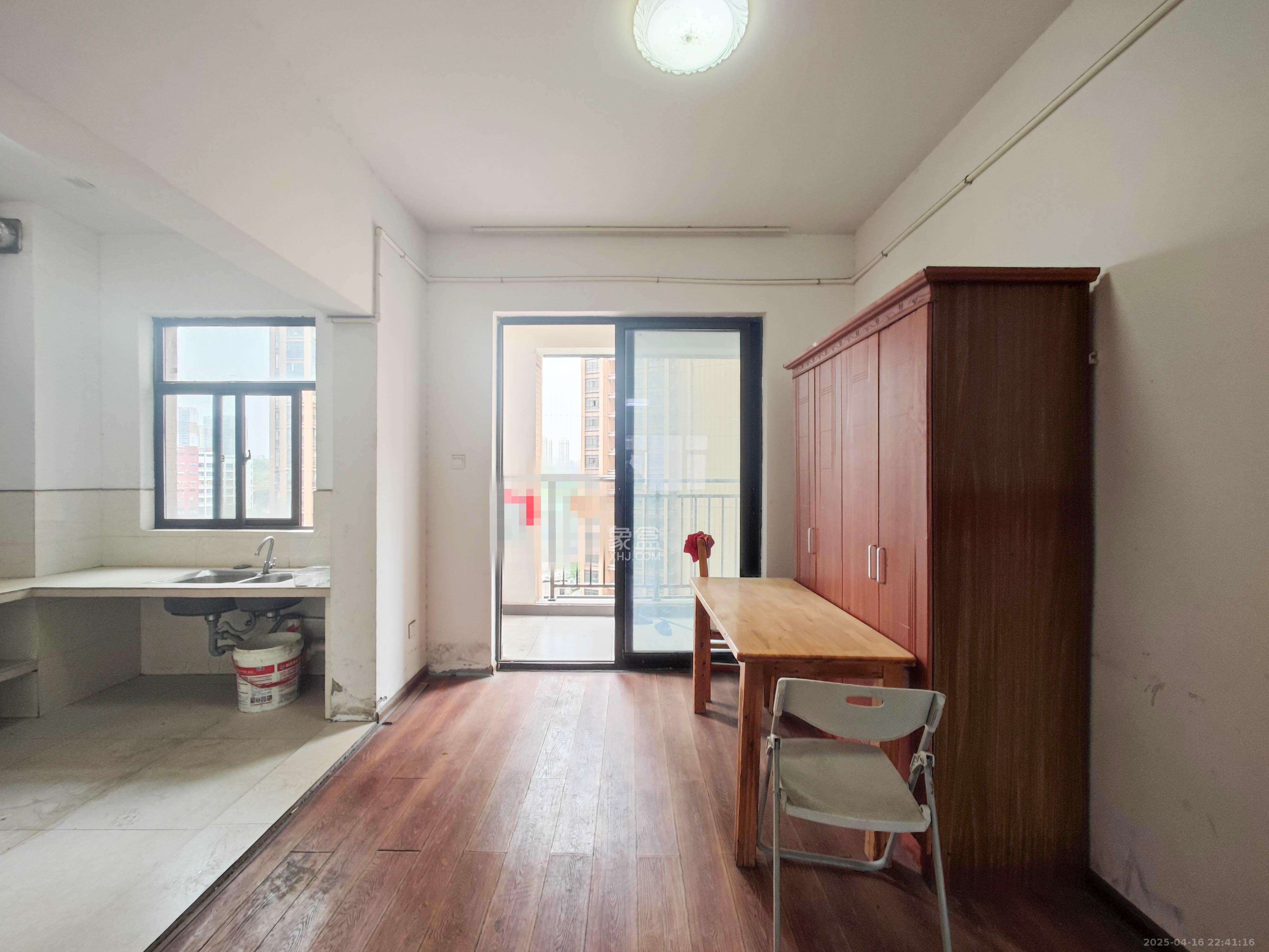 德润小区(丰升德润小区) 3室2厅1卫 109.5万 德润小区(丰升德润小区) 3室2厅1卫 109.5万其他