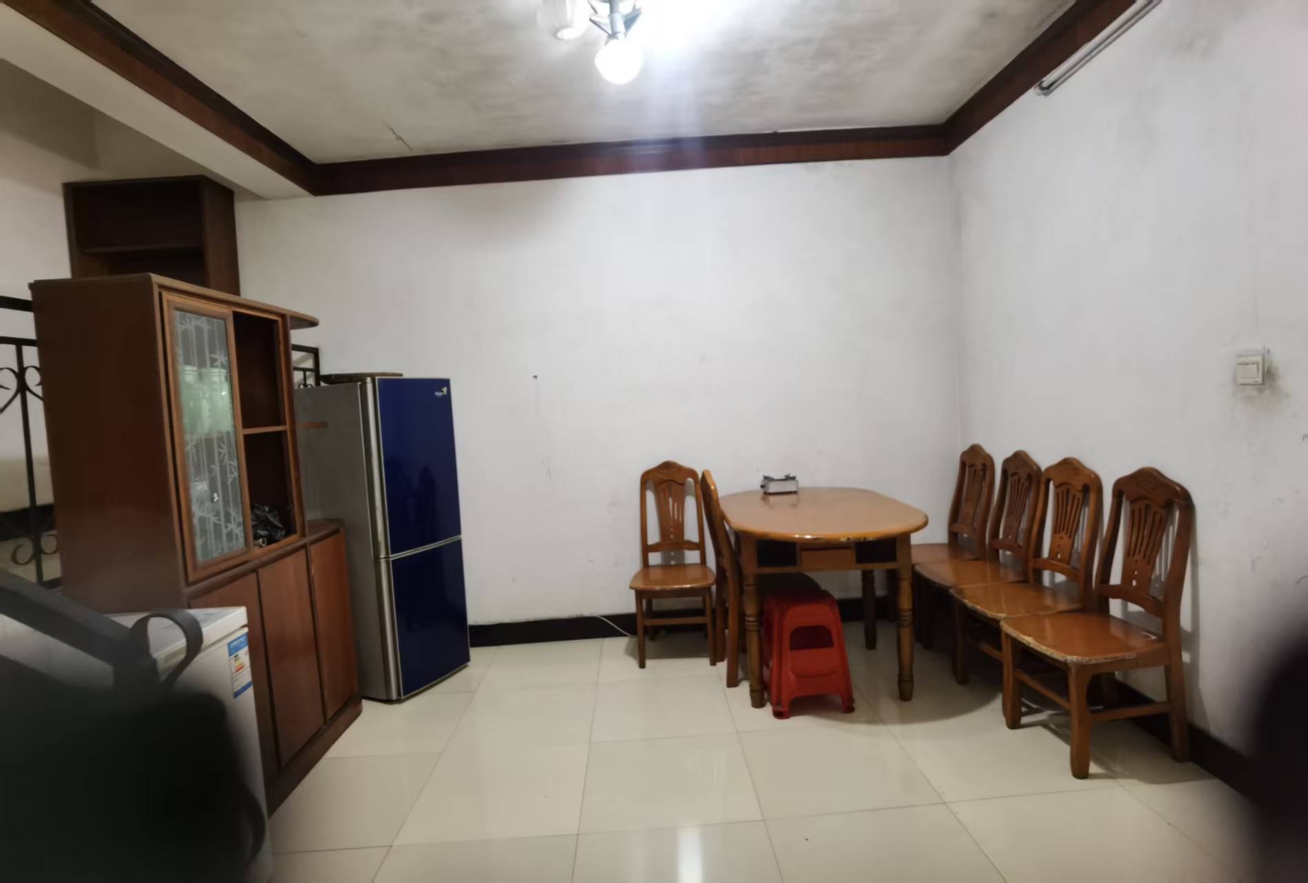 格林花园  2室1厅1卫    28.8万 格林花园  2室1厅1卫    28.8万室内图